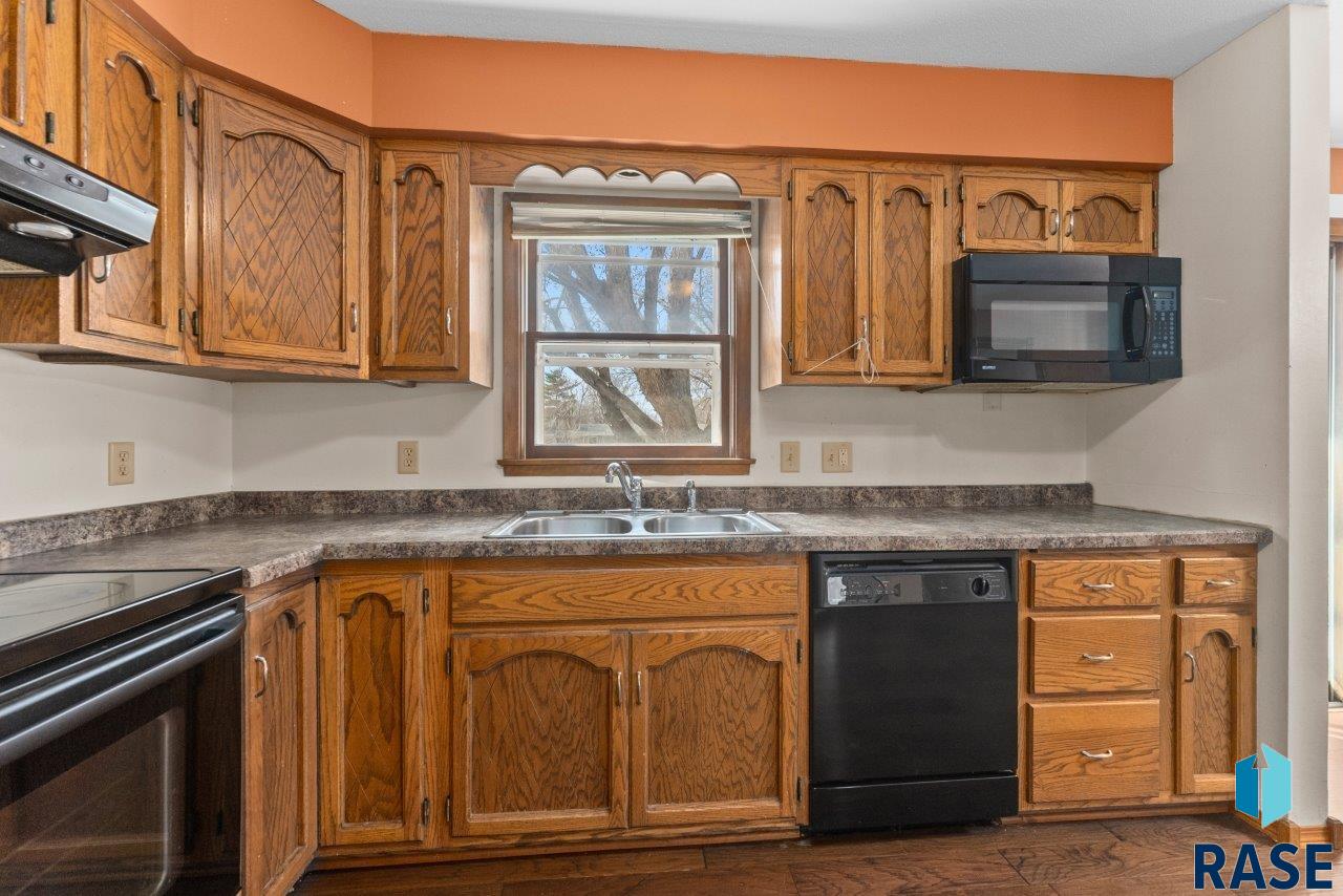 409 S 8th Ave Avenue, Brandon, South Dakota image 12