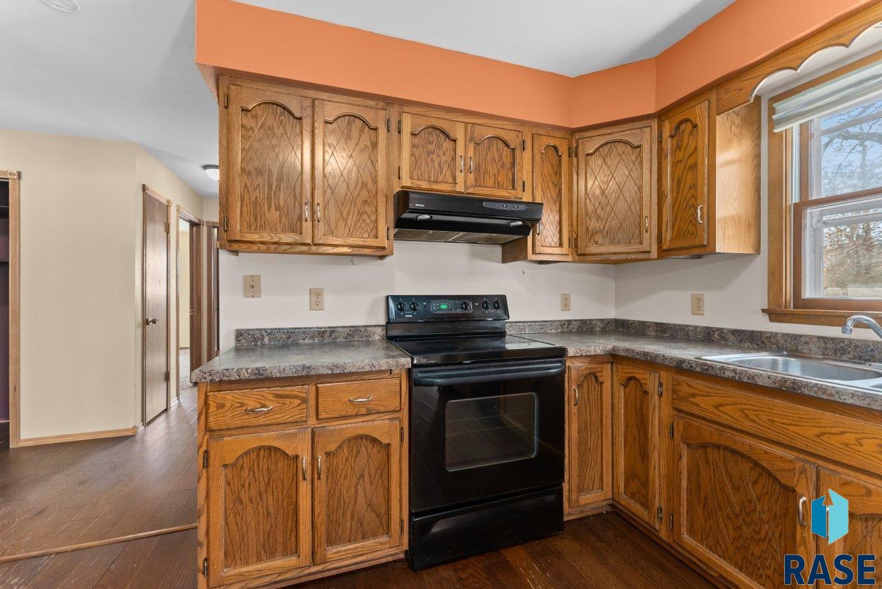 409 S 8th Ave Avenue, Brandon, South Dakota image 11
