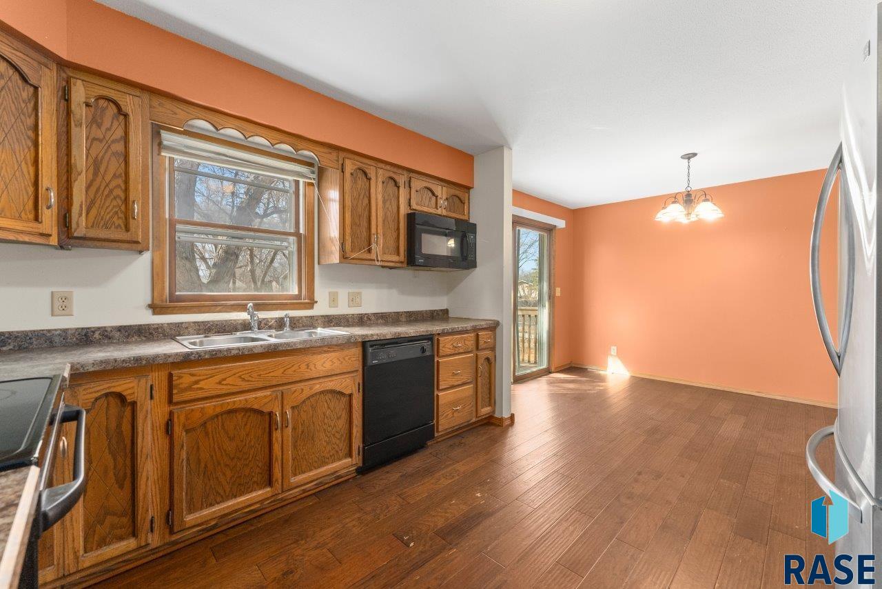 409 S 8th Ave Avenue, Brandon, South Dakota image 15