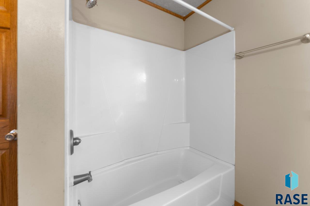 409 S 8th Ave Avenue, Brandon, South Dakota image 23