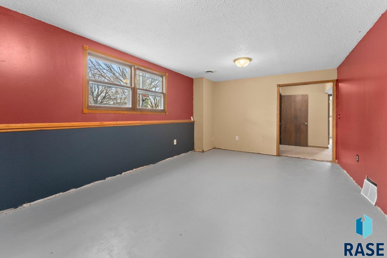 409 S 8th Ave Avenue, Brandon, South Dakota image 26