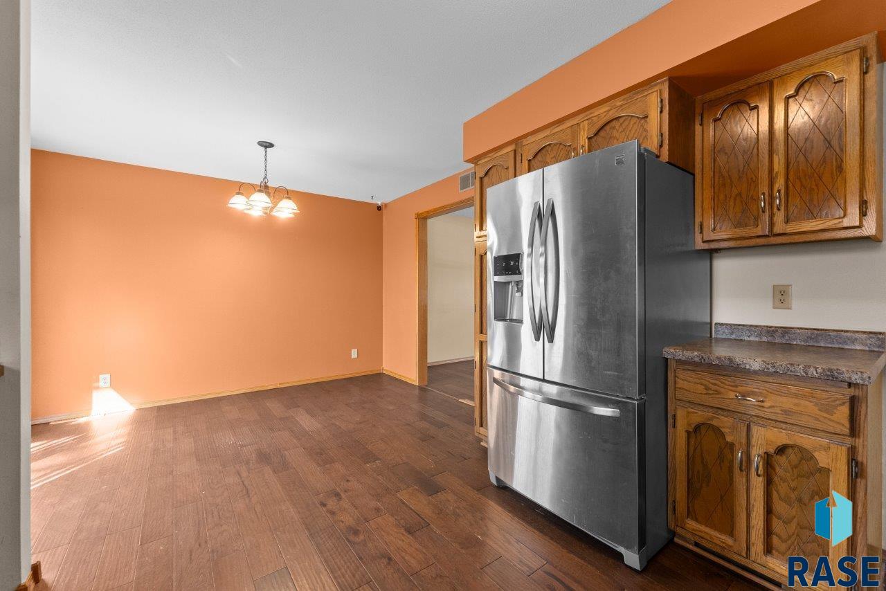 409 S 8th Ave Avenue, Brandon, South Dakota image 13