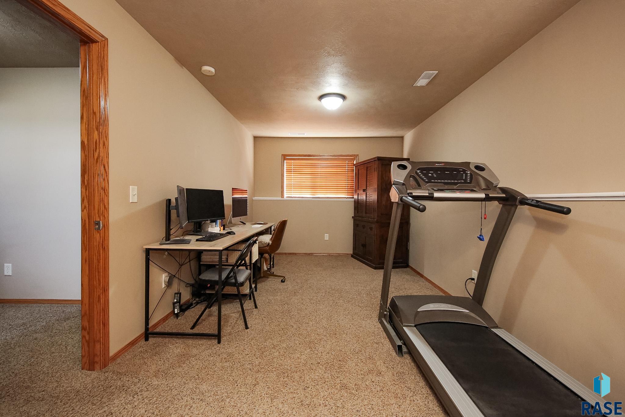 716 S 6th Ave Avenue, Brandon, South Dakota image 21