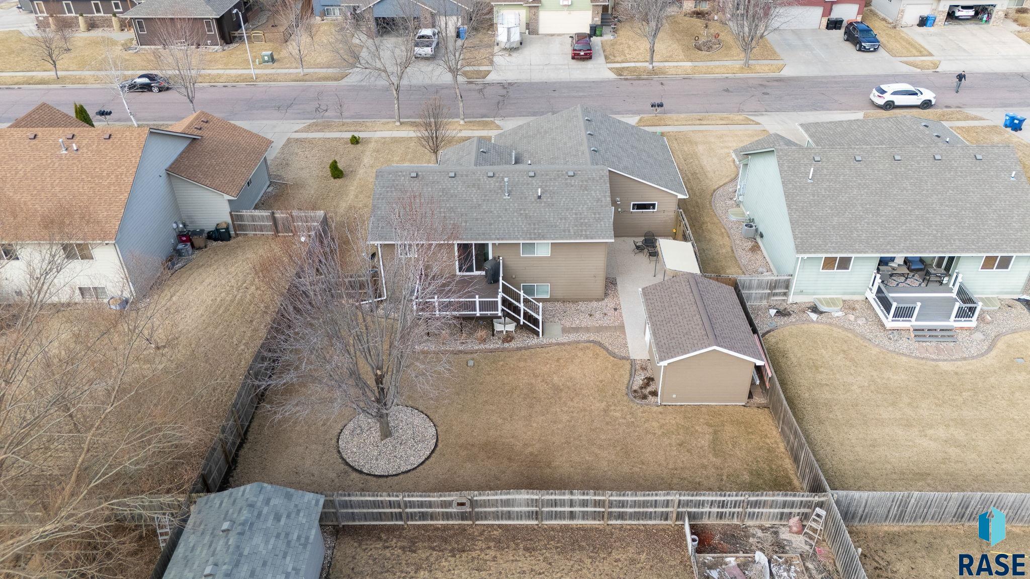 Sioux Falls, South Dakota 57107, United States, 4 Bedrooms Bedrooms, ,2 BathroomsBathrooms,Residential,Active,88942