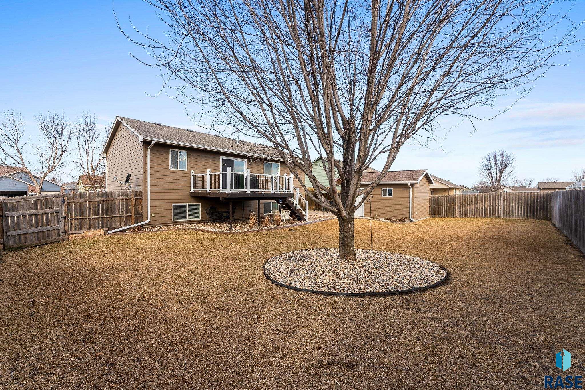 Sioux Falls, South Dakota 57107, United States, 4 Bedrooms Bedrooms, ,2 BathroomsBathrooms,Residential,Active,88942