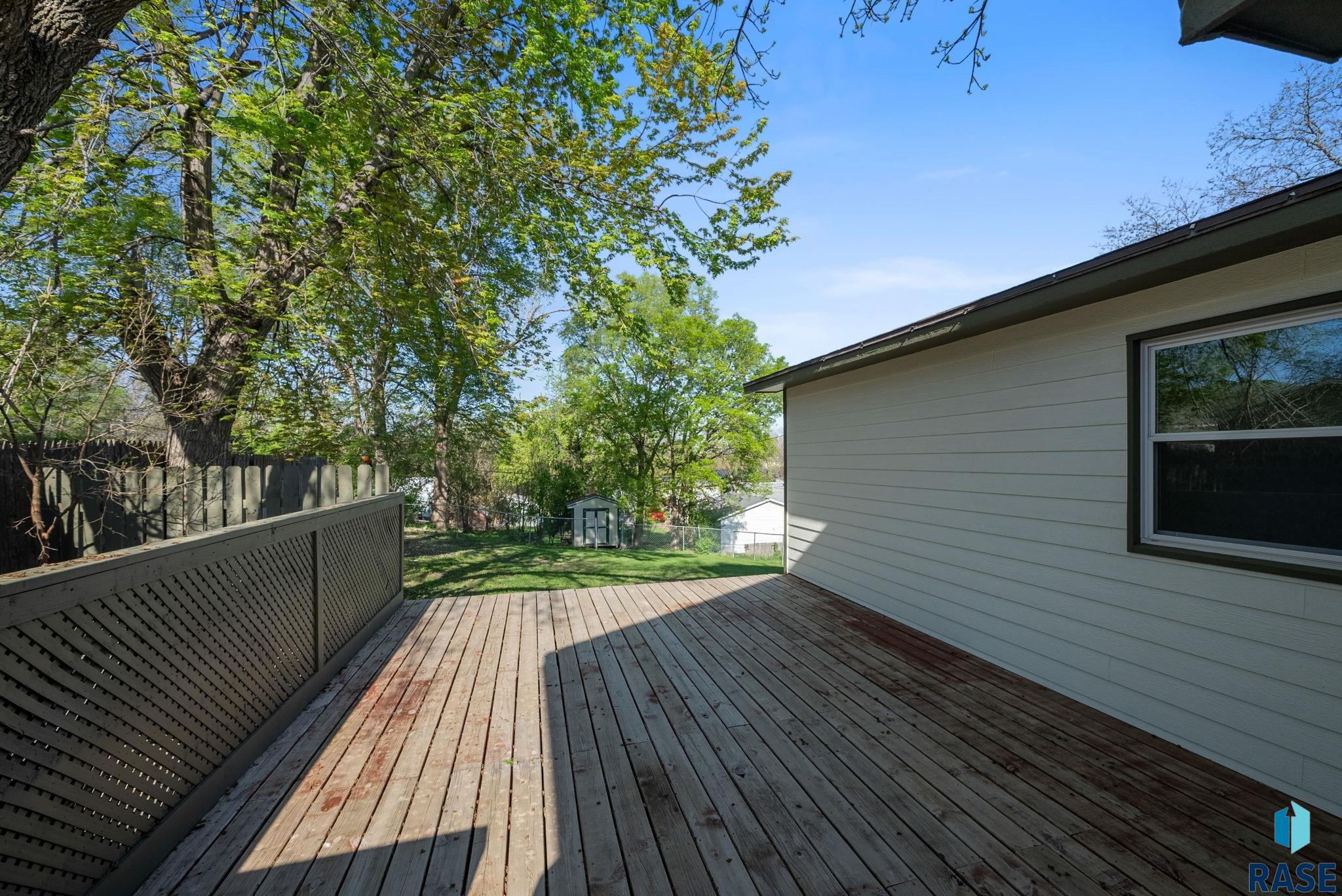 Sioux Falls, South Dakota 57104, United States, 3 Bedrooms Bedrooms, ,1 BathroomBathrooms,Residential,Contingent,124762