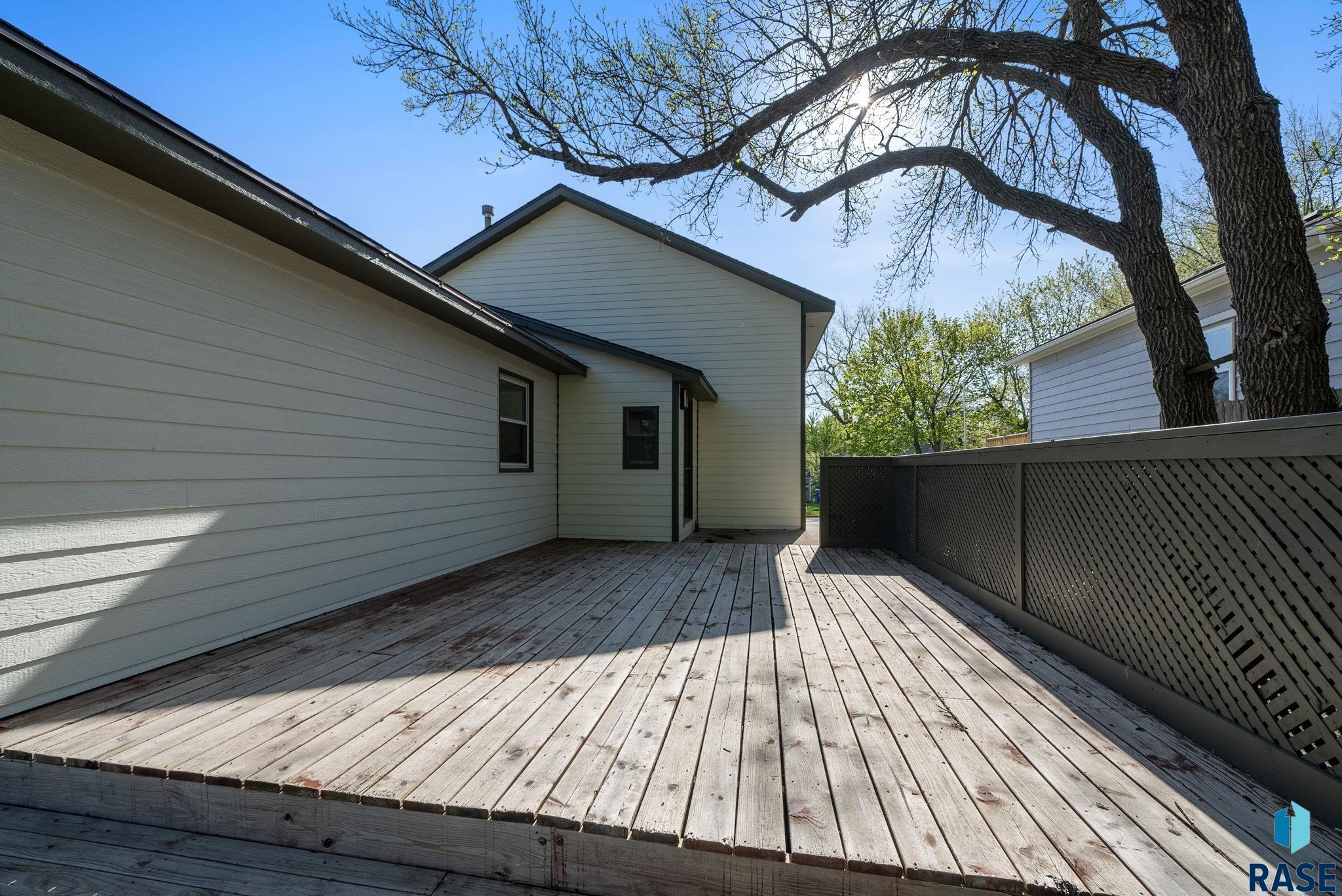 Sioux Falls, South Dakota 57104, United States, 3 Bedrooms Bedrooms, ,1 BathroomBathrooms,Residential,Contingent,124762