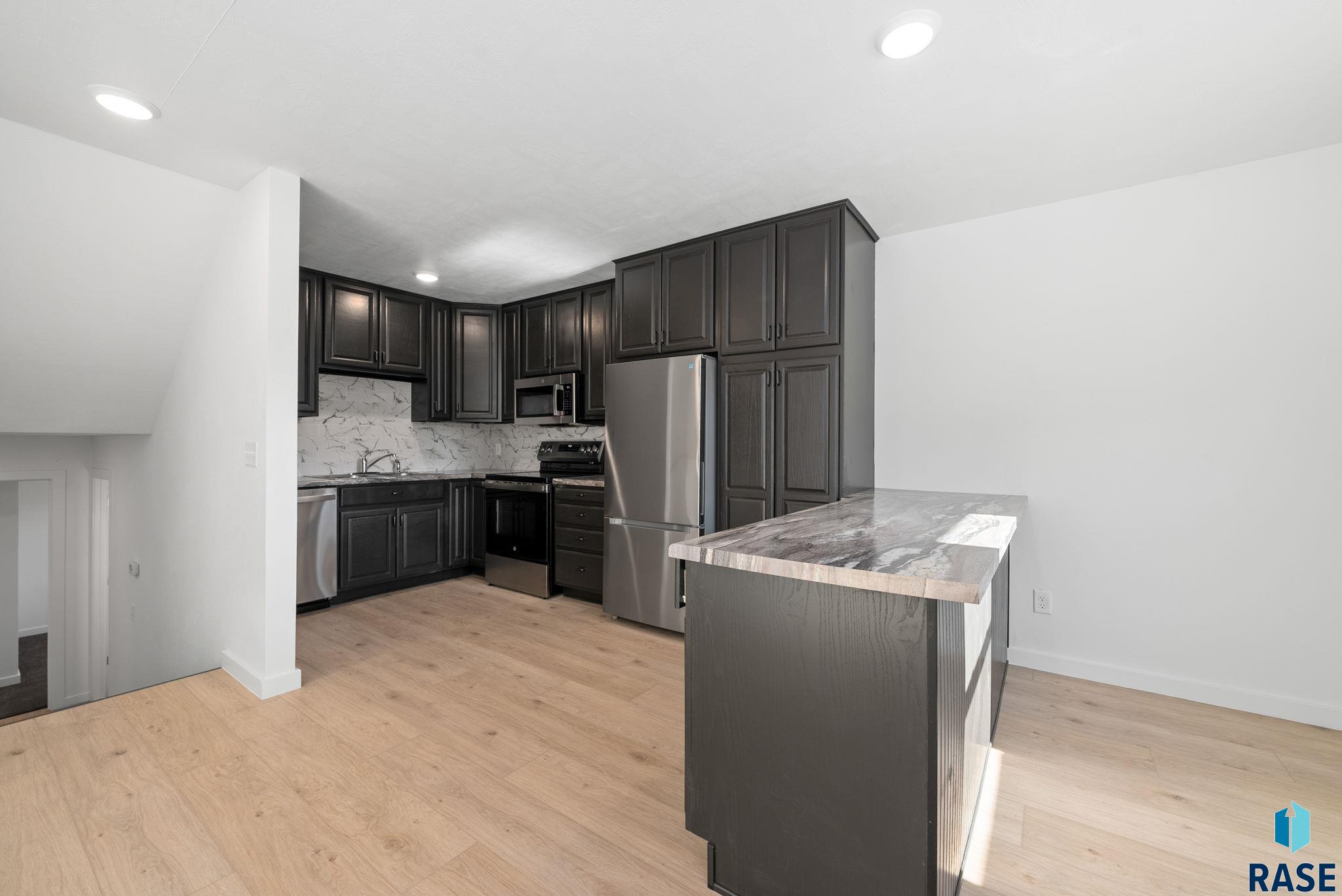 Sioux Falls, South Dakota 57104, United States, 3 Bedrooms Bedrooms, ,1 BathroomBathrooms,Residential,Contingent,124762