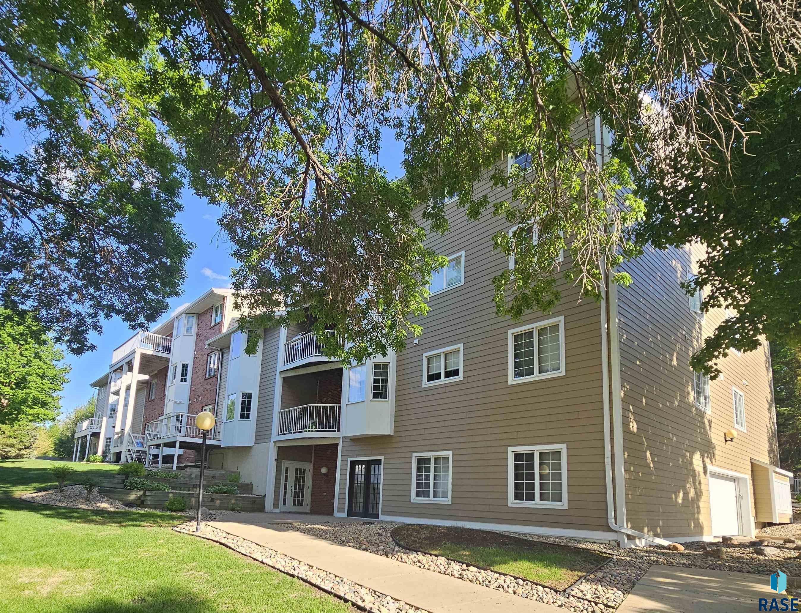 1104 W 57th St Street #306, Sioux Falls, New Jersey image 14