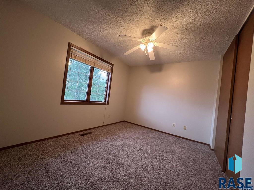 1104 W 57th St Street #306, Sioux Falls, New Jersey image 7