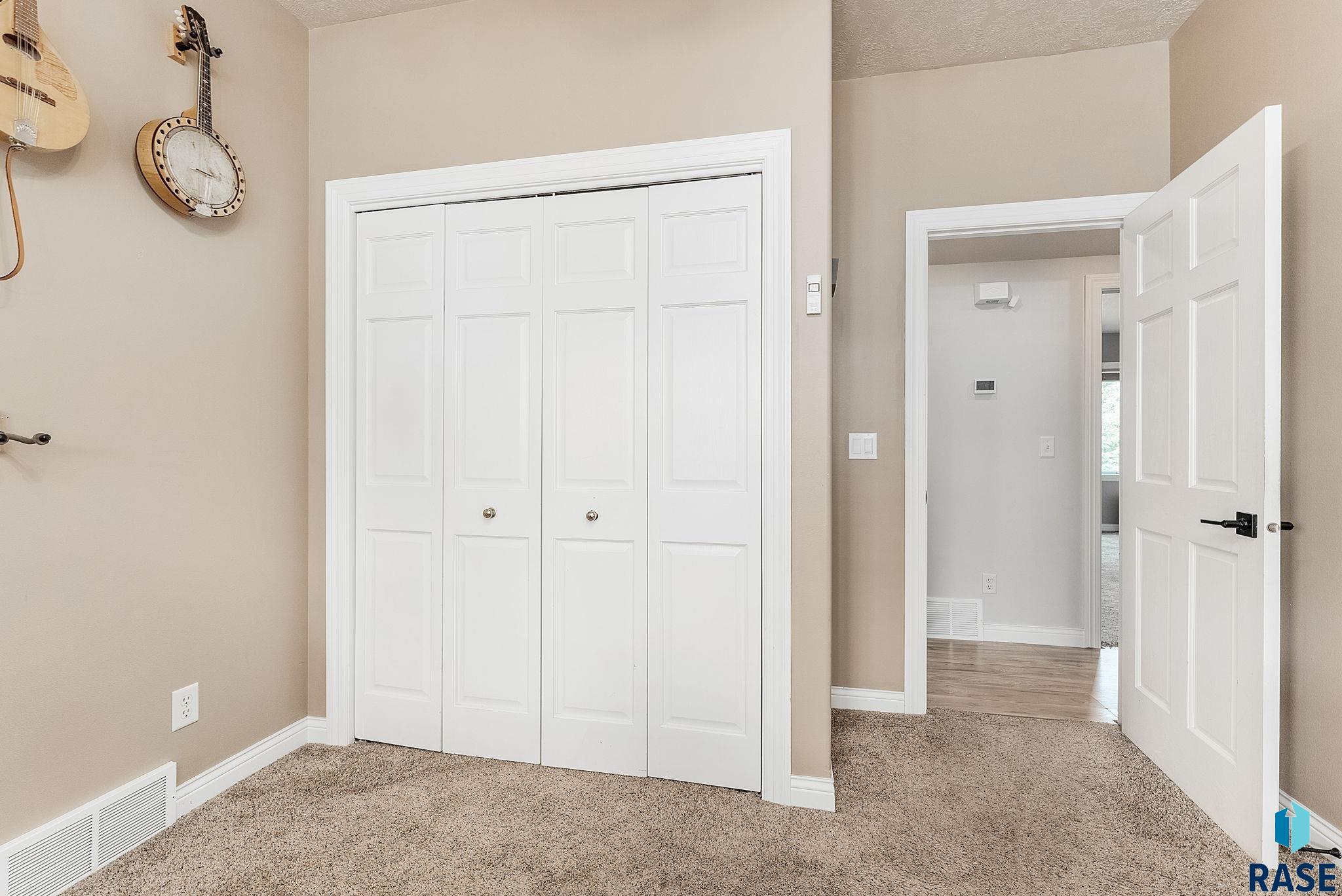 27115 480th Ave Avenue, Harrisburg, New Jersey image 27