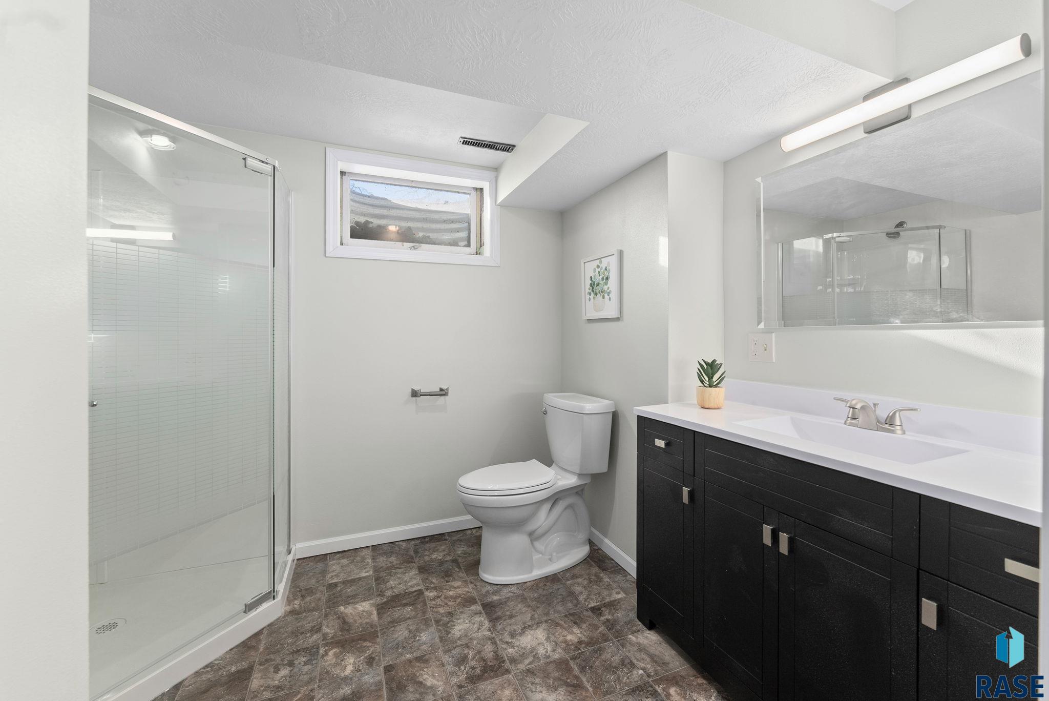 609 W 4th Ave Avenue, Lennox, South Dakota image 43