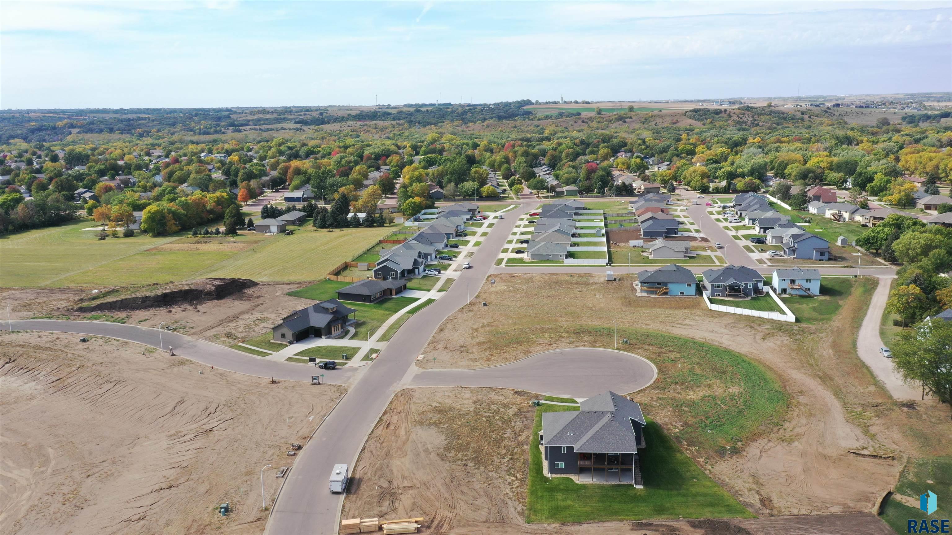 1105 S Moonlight Dr Drive, Brandon, South Dakota image 5