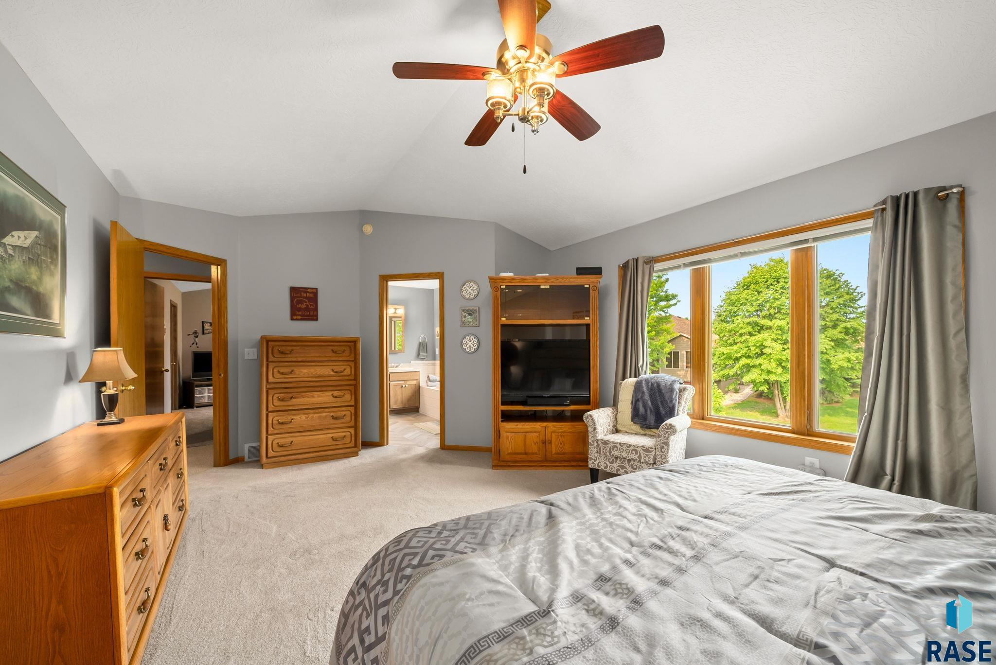 3805 S Lisanne Ave Avenue, Sioux Falls, New Jersey image 32