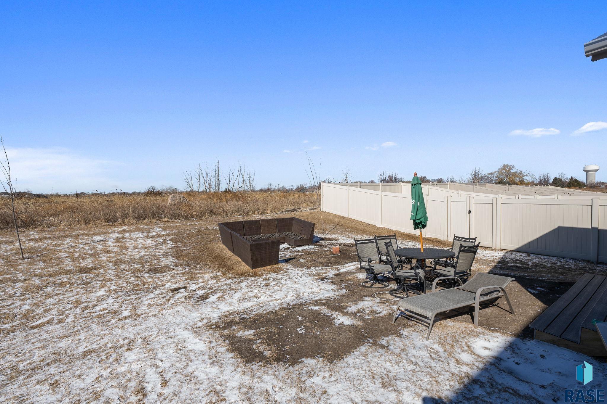 2554 E Meadowside Pl Place, Sioux Falls, New Jersey image 39