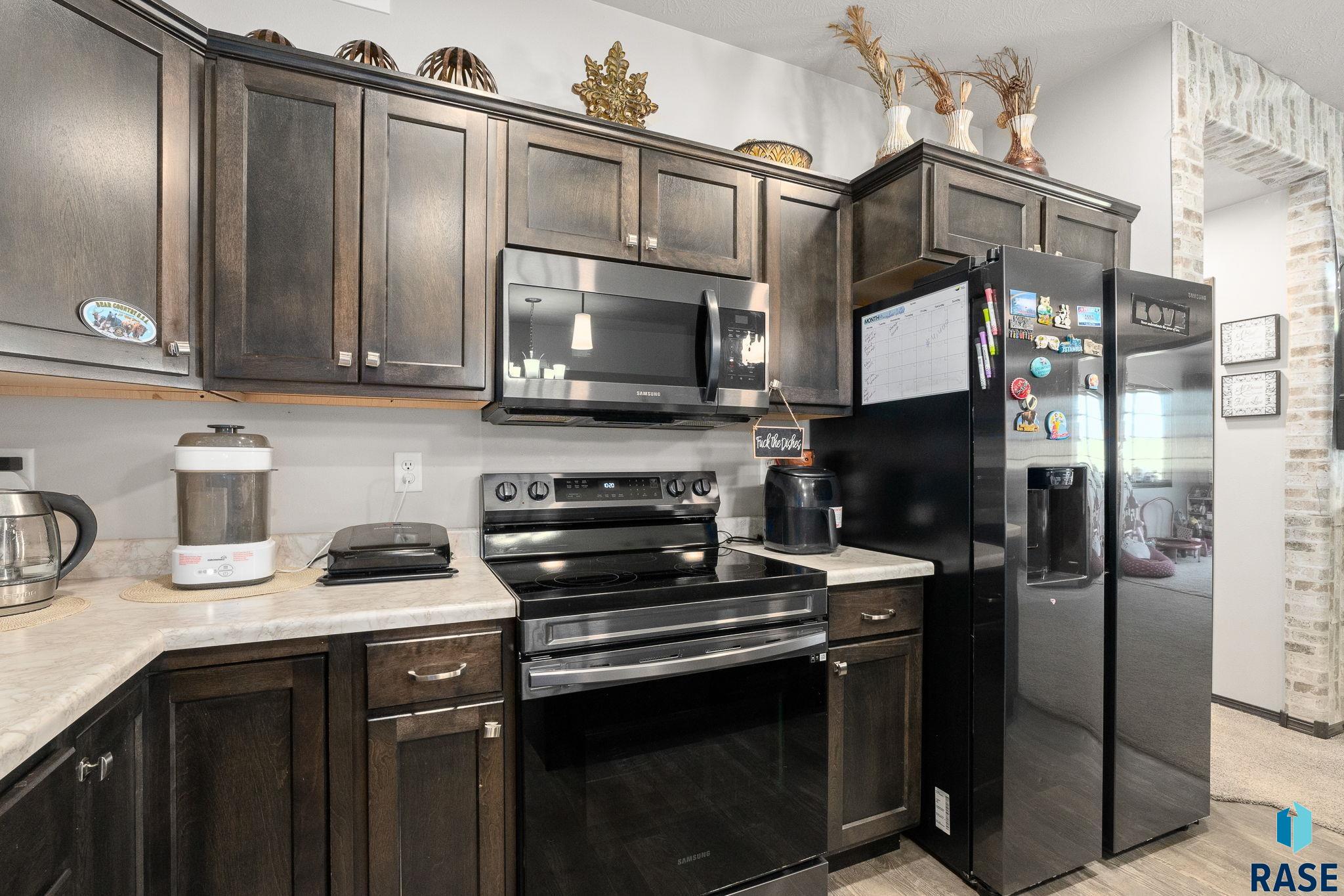 2554 E Meadowside Pl Place, Sioux Falls, New Jersey image 16