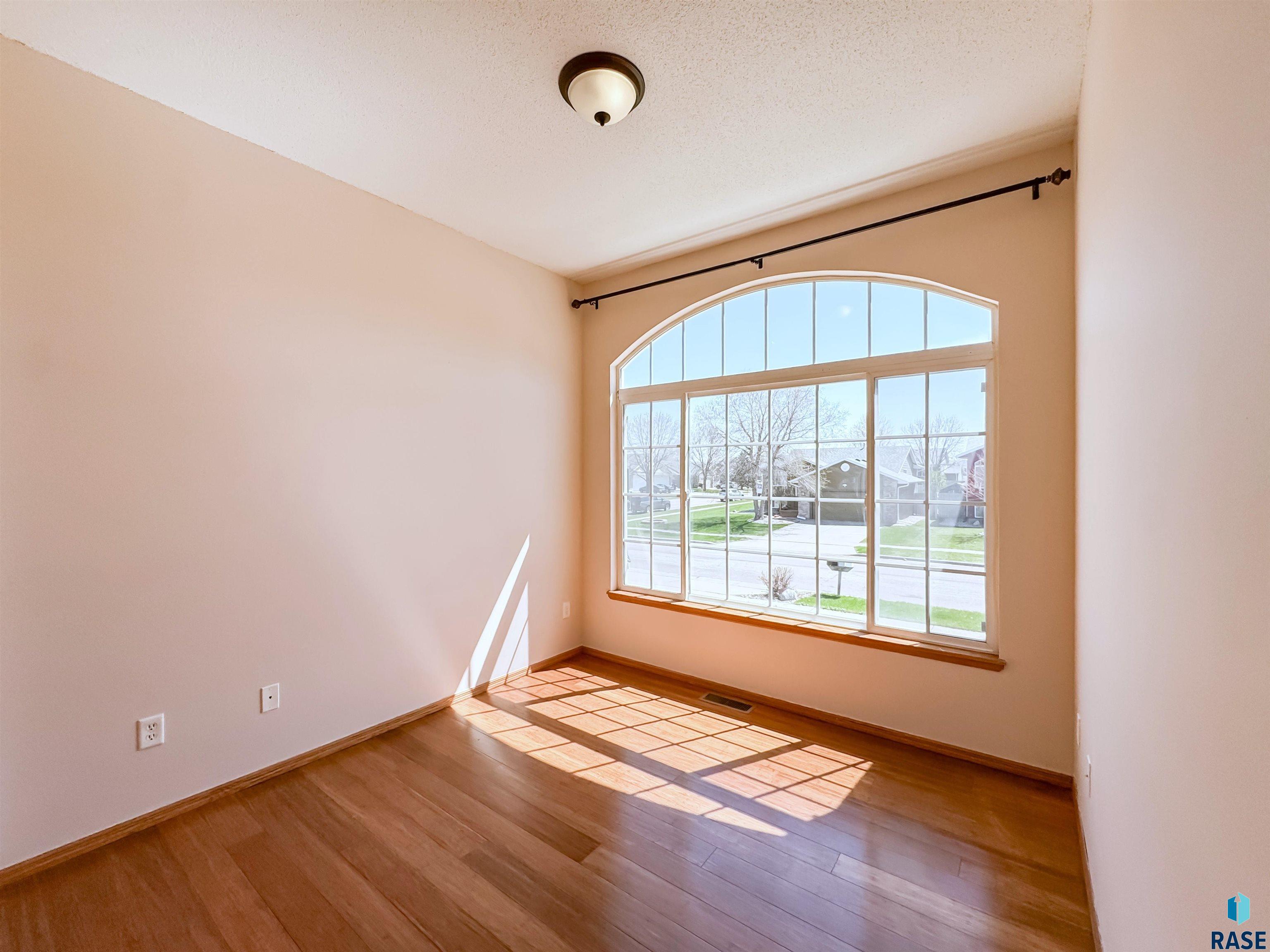 7004 W 50th St Street, Sioux Falls, New Jersey image 14