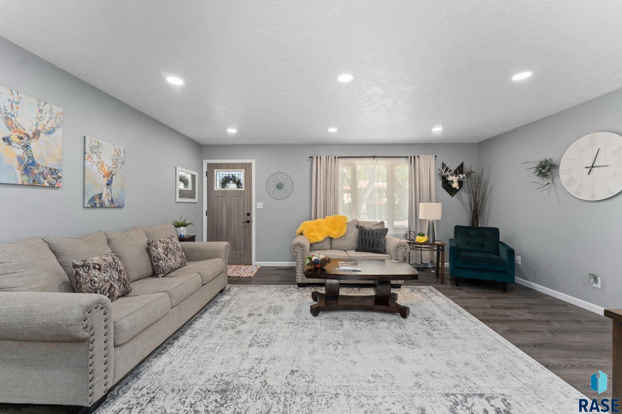 1005 S Cloudas Ave Avenue, Sioux Falls, New Jersey image 3
