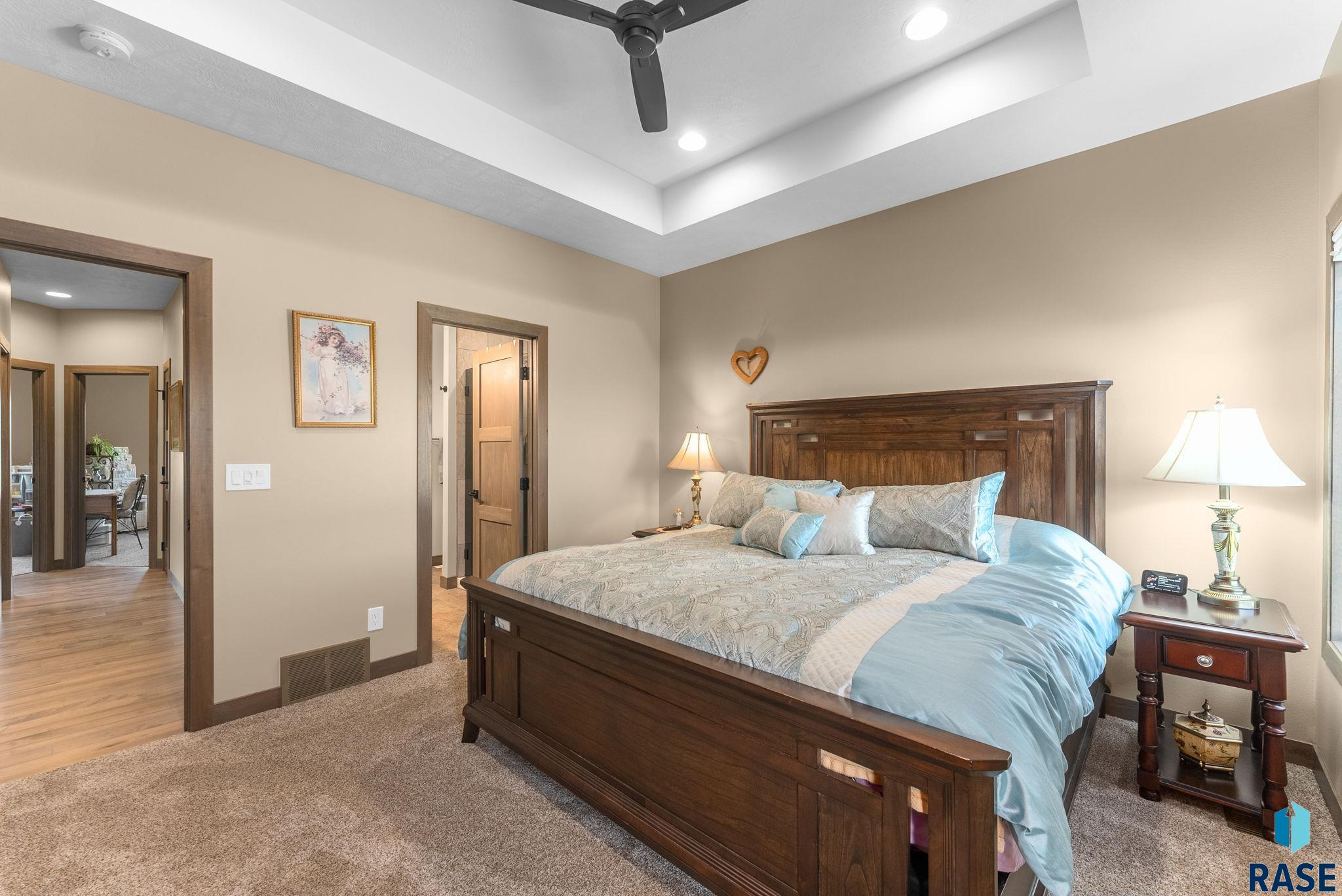 Sioux Falls, South Dakota 57108, United States, 5 Bedrooms Bedrooms, ,3 BathroomsBathrooms,Residential,Active,218779