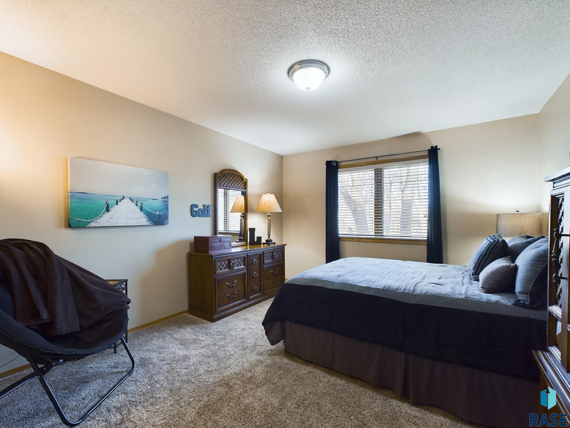 2904 E 52nd St Street, Sioux Falls, New Jersey image 19