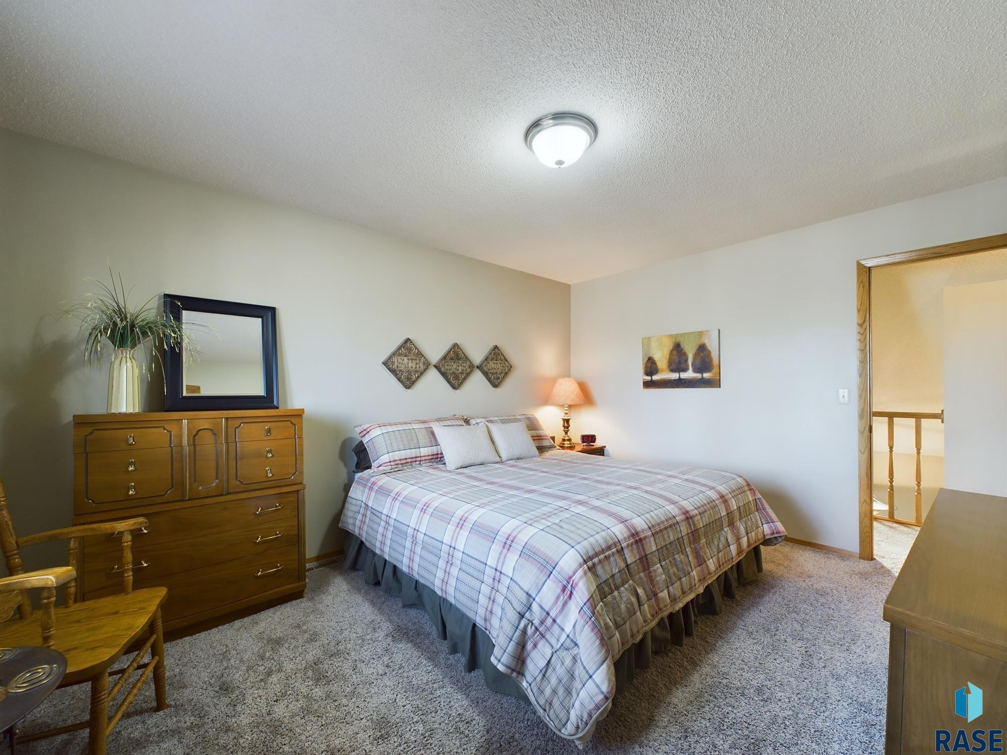 2904 E 52nd St Street, Sioux Falls, New Jersey image 23
