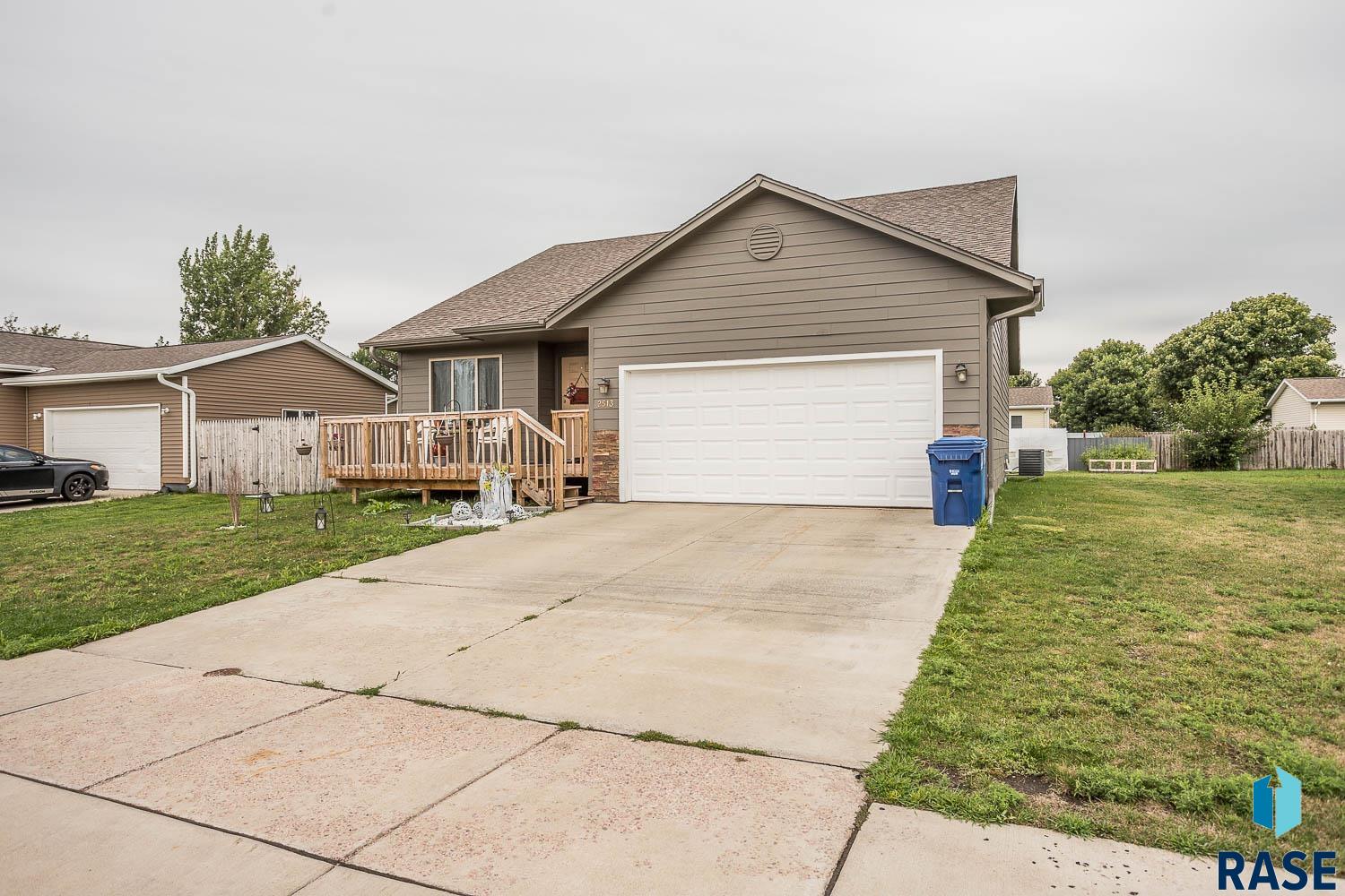 2513 N Pampas Grass Ave Avenue, Sioux Falls, South Dakota image 3