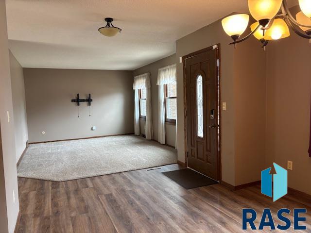 517 E Lotta St Street, Sioux Falls, South Dakota image 7