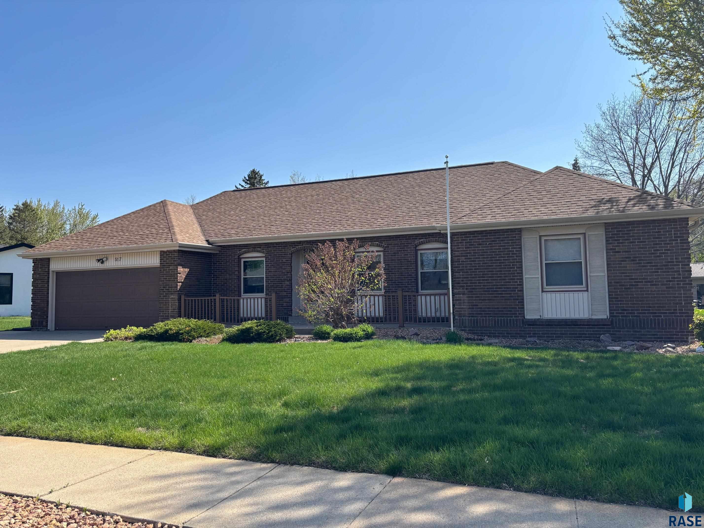 517 E Lotta St Street, Sioux Falls, South Dakota image 2
