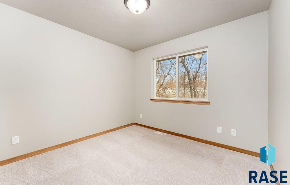 6825 W 5th St Street, Sioux Falls, New Jersey image 13