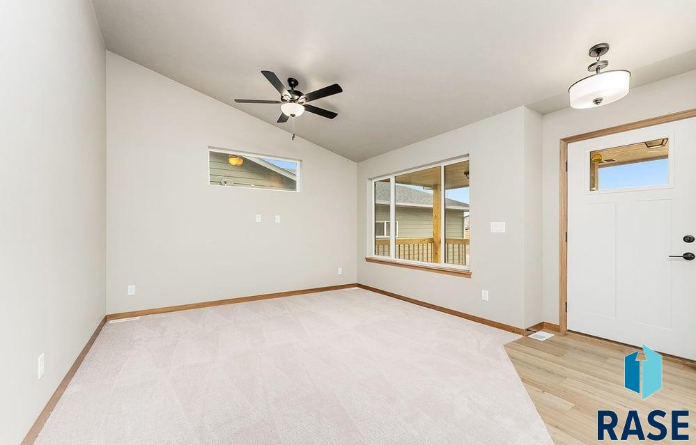 6825 W 5th St Street, Sioux Falls, New Jersey image 6