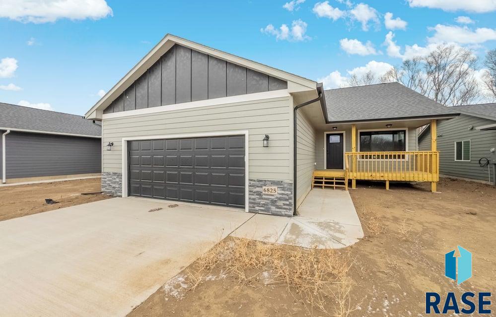 6825 W 5th St Street, Sioux Falls, New Jersey image 1