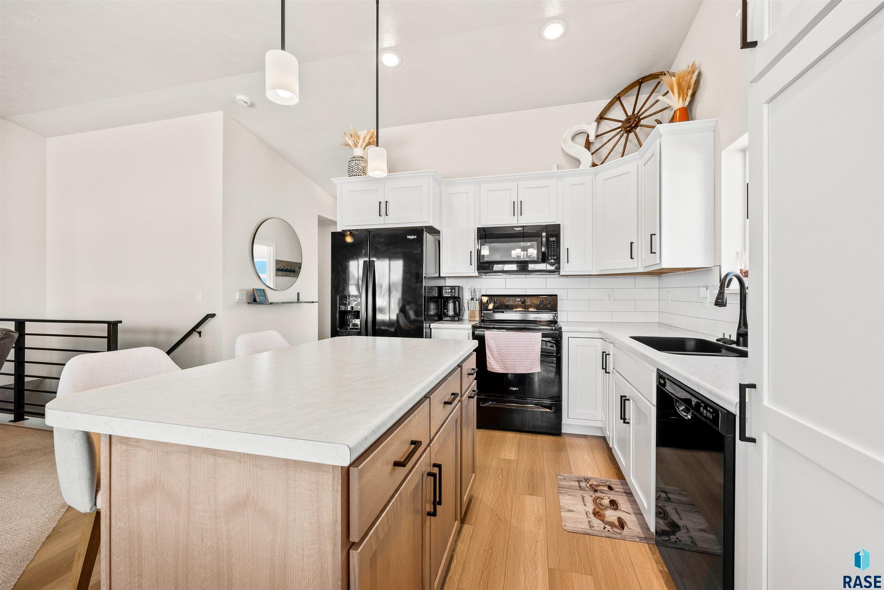 812 Sarah C Cir Circle, Garretson, New Jersey image 18
