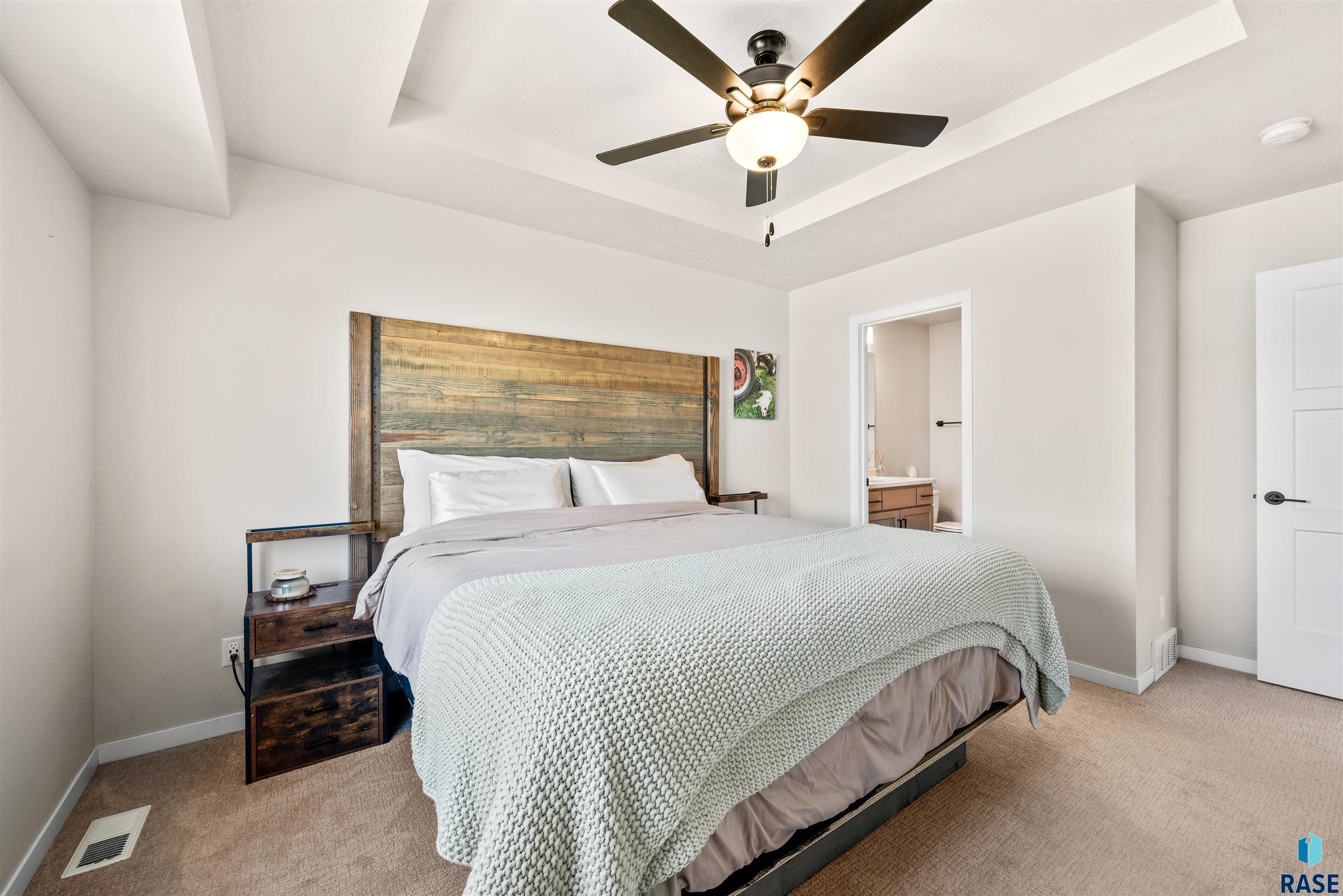 812 Sarah C Cir Circle, Garretson, New Jersey image 9
