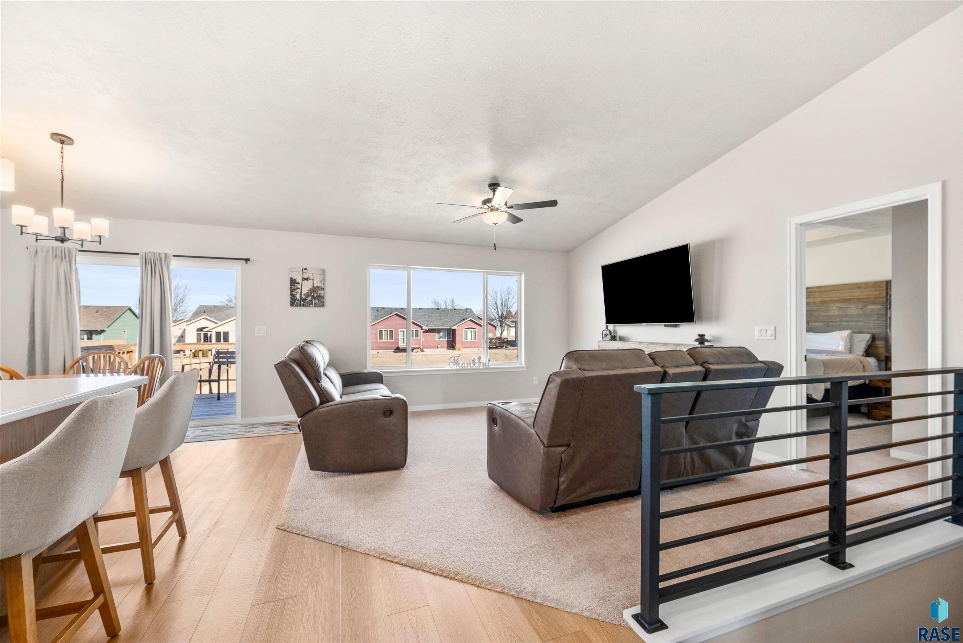812 Sarah C Cir Circle, Garretson, New Jersey image 7