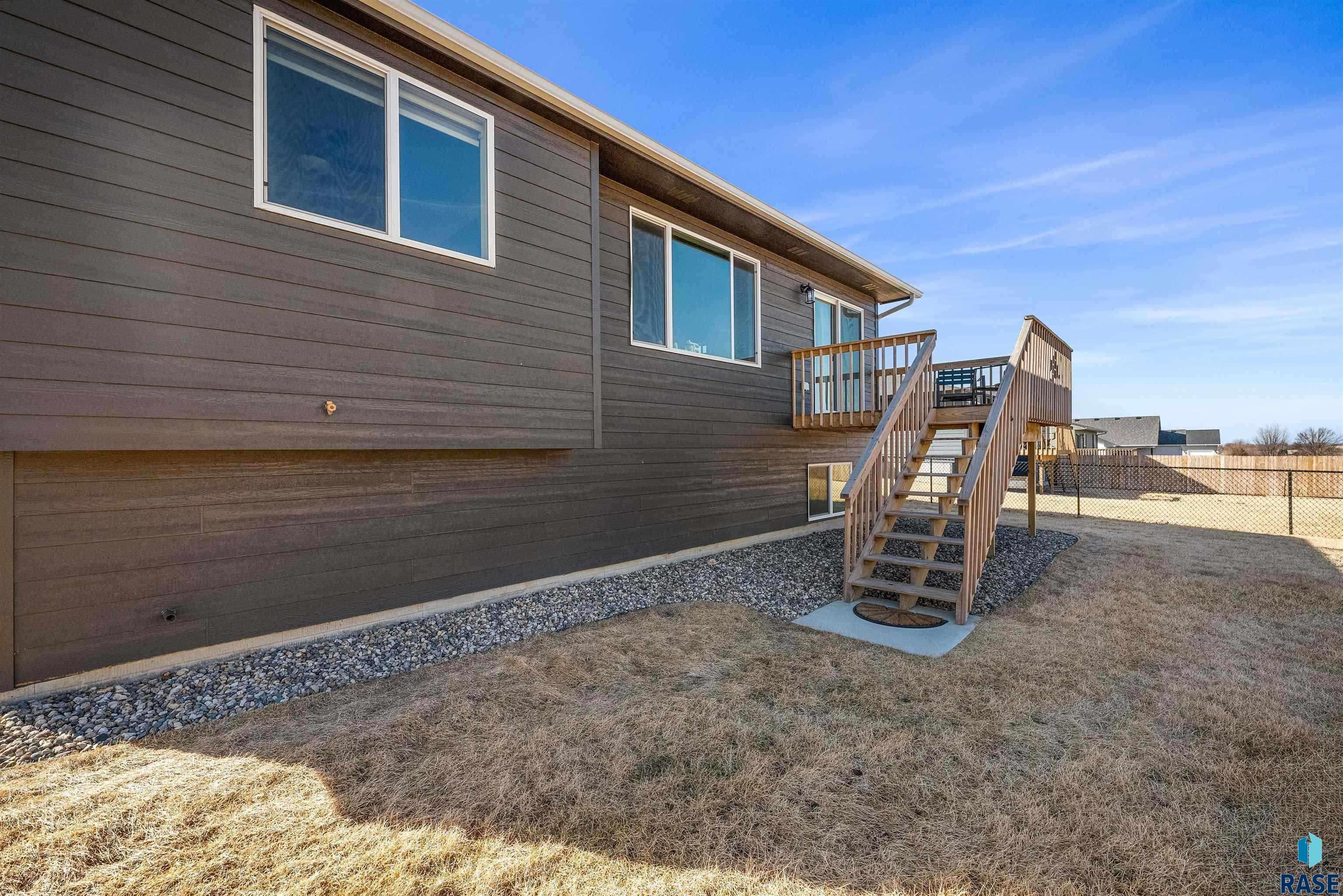 812 Sarah C Cir Circle, Garretson, New Jersey image 27