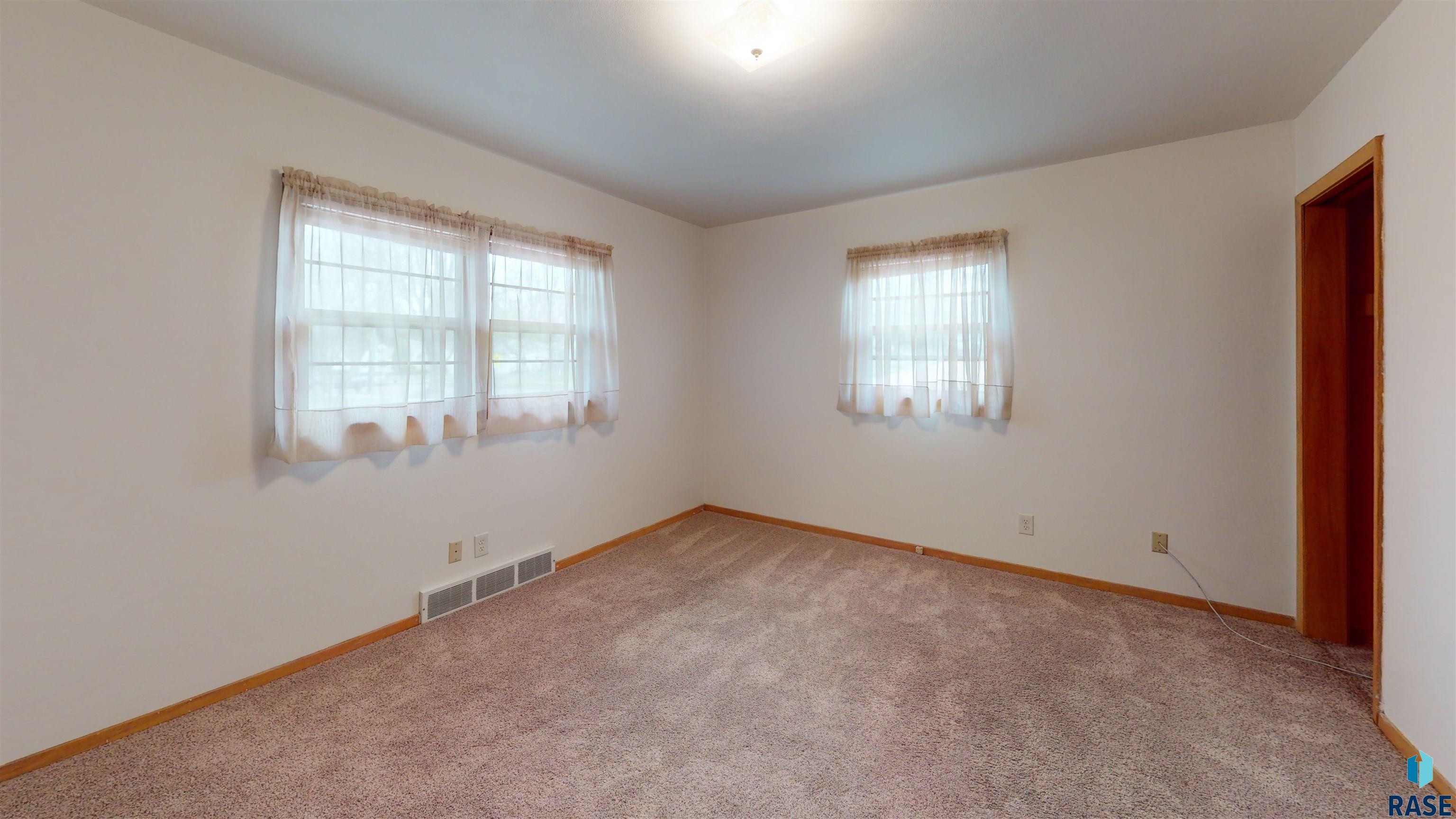 1516 S West Ave Avenue, Sioux Falls, South Dakota image 11