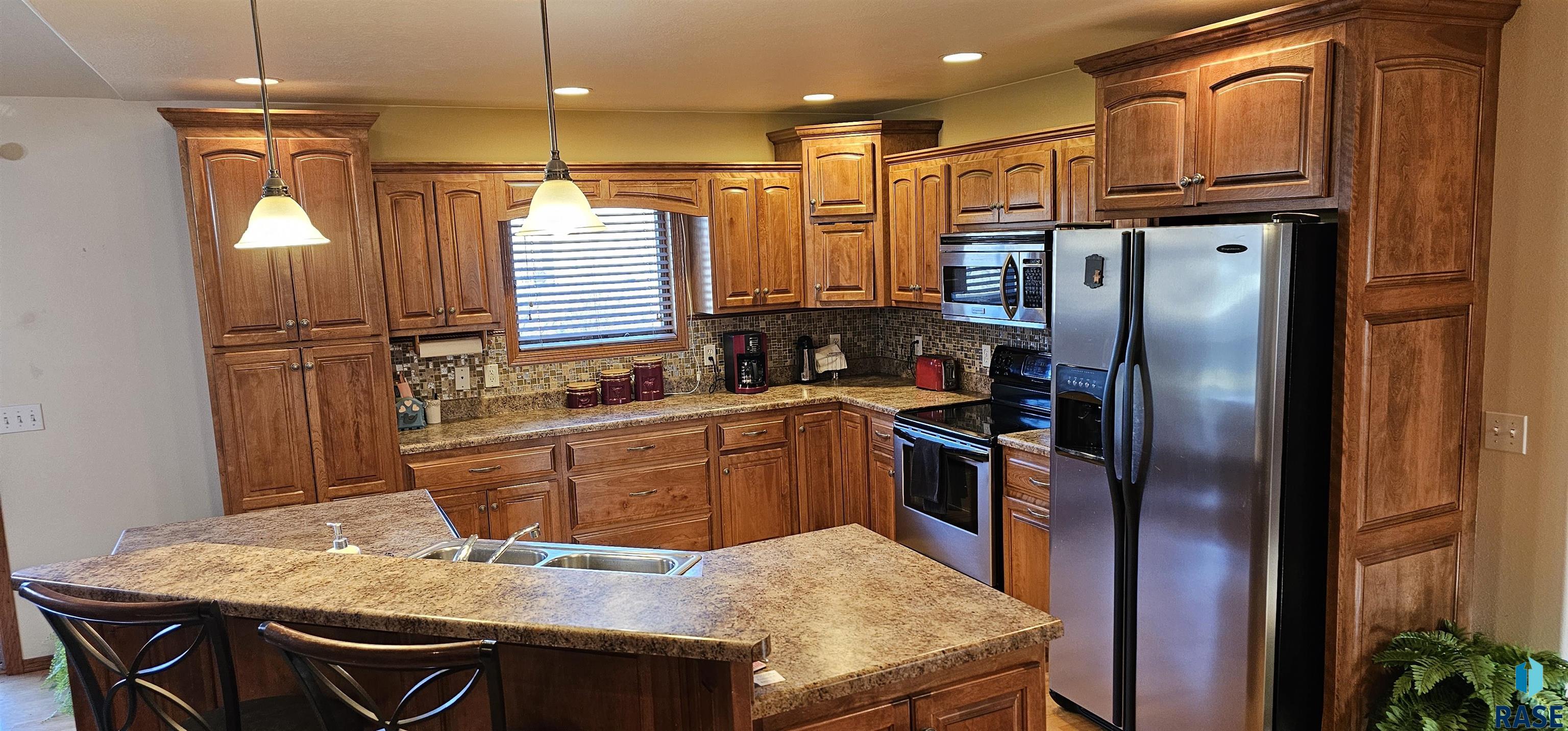 510 Emmett Trl Trail, Harrisburg, South Dakota image 2
