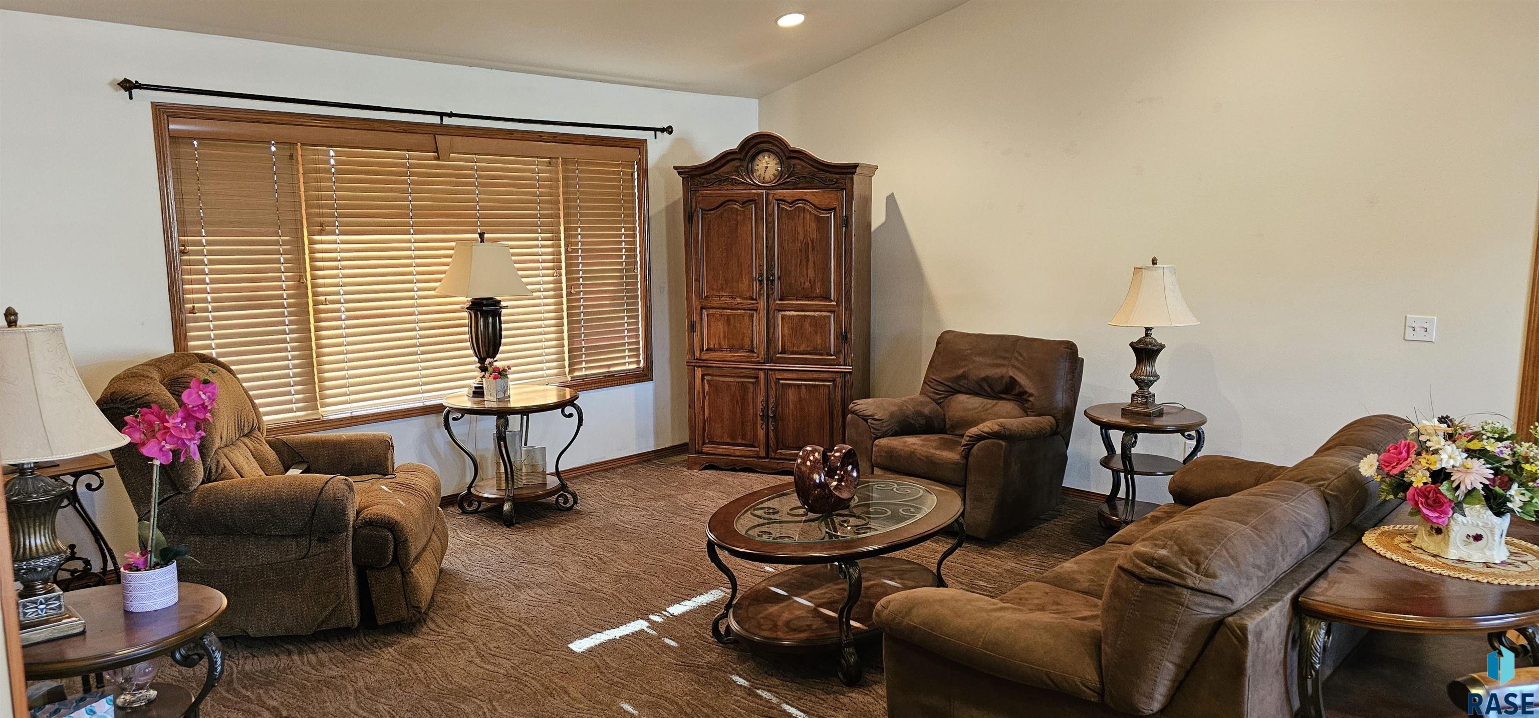 510 Emmett Trl Trail, Harrisburg, South Dakota image 6