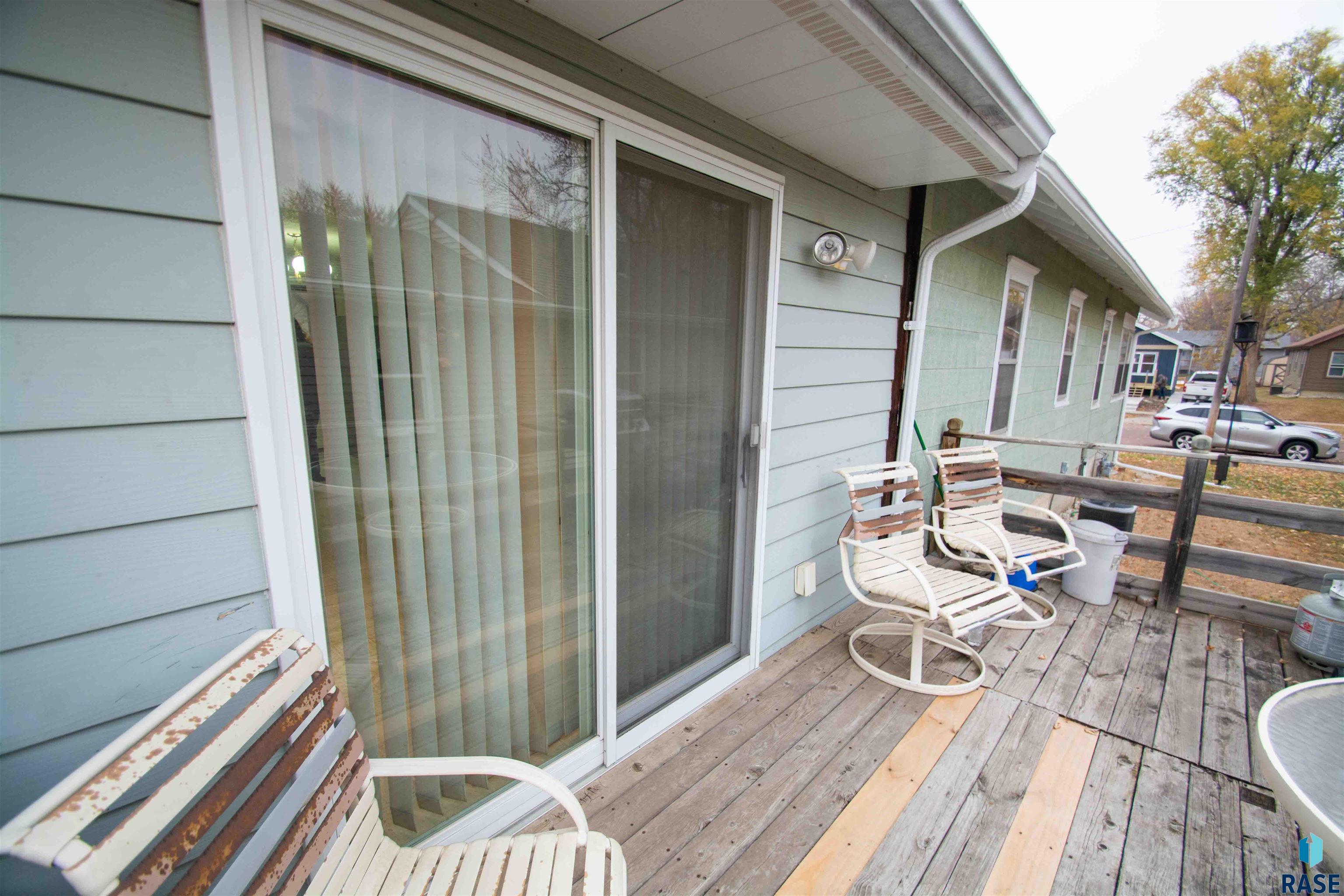 Sioux Falls, South Dakota 57104, United States, 2 Bedrooms Bedrooms, ,1 BathroomBathrooms,Residential,Contingent,34011