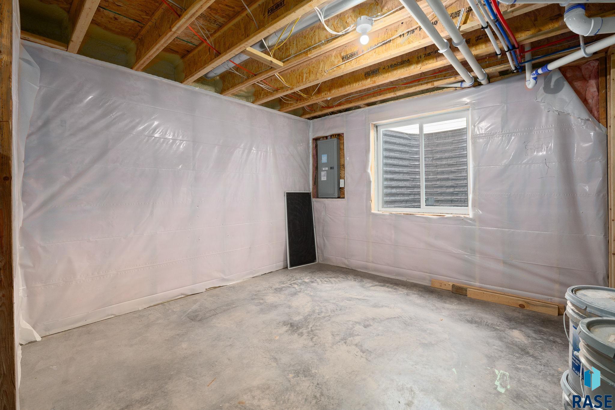 3816 S Pisidian Ave Avenue, Sioux Falls, South Dakota image 27