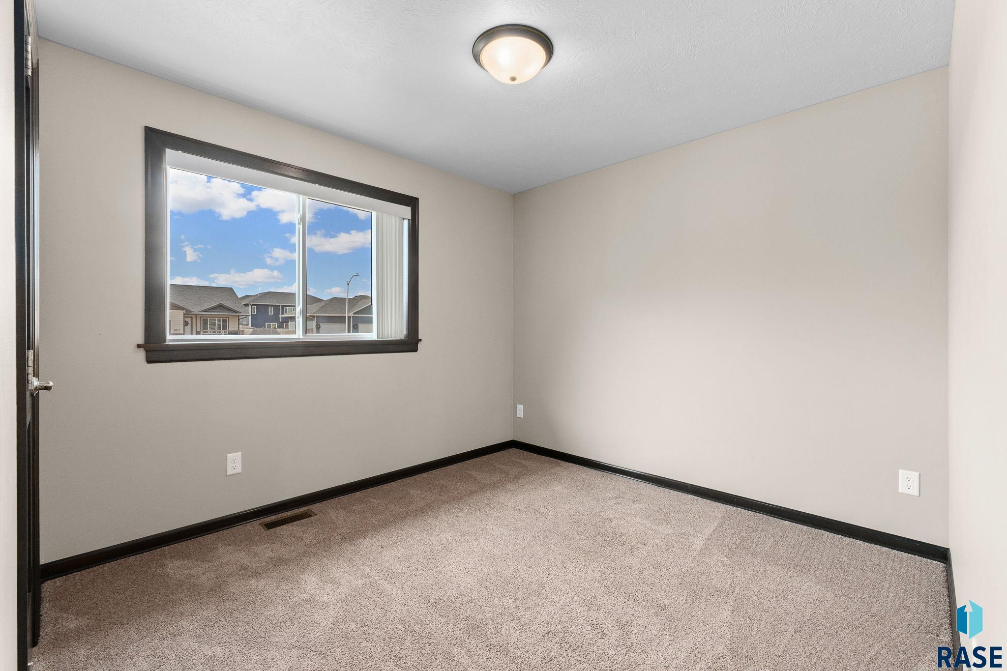 3816 S Pisidian Ave Avenue, Sioux Falls, South Dakota image 18