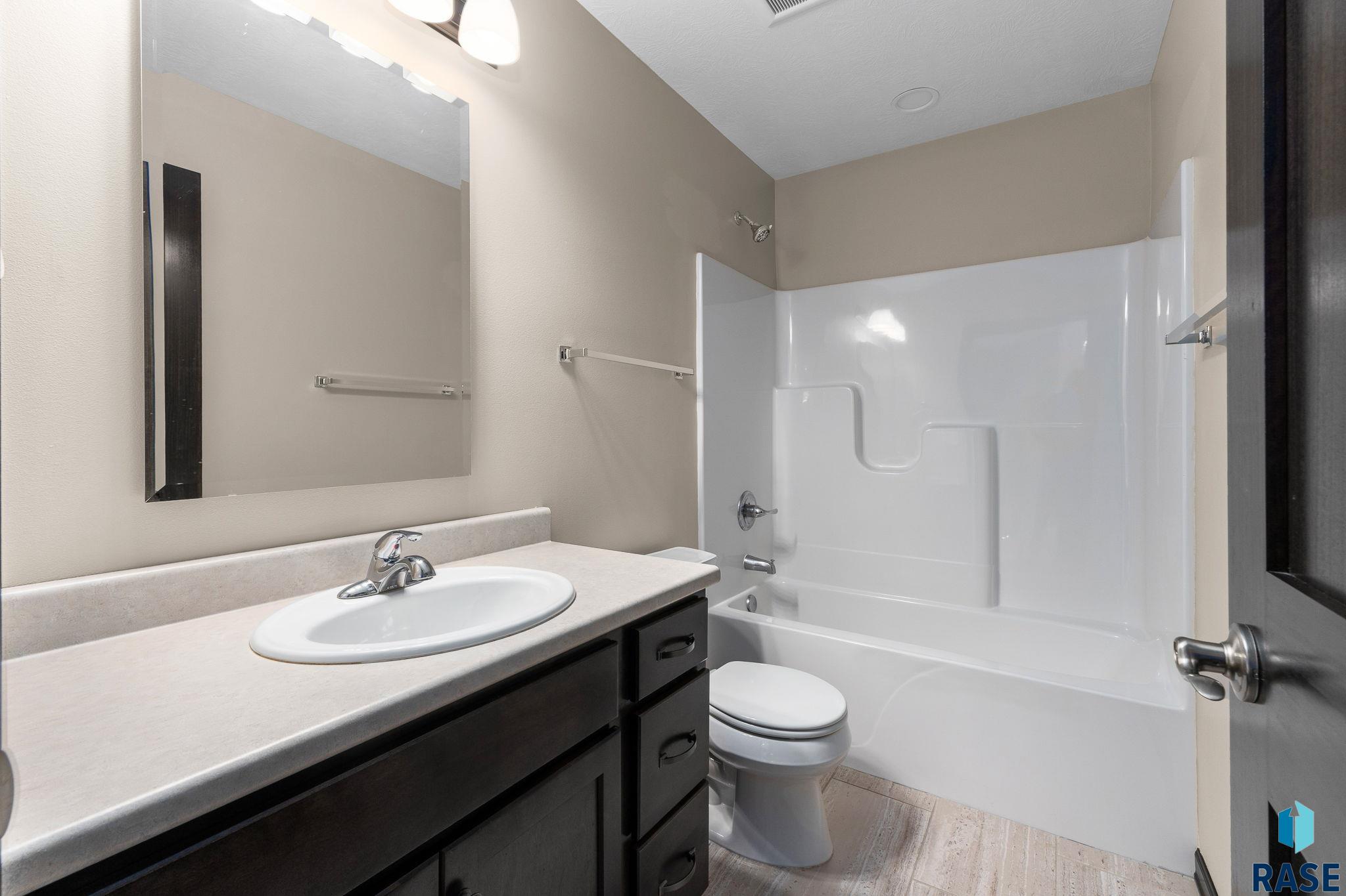 3816 S Pisidian Ave Avenue, Sioux Falls, South Dakota image 17