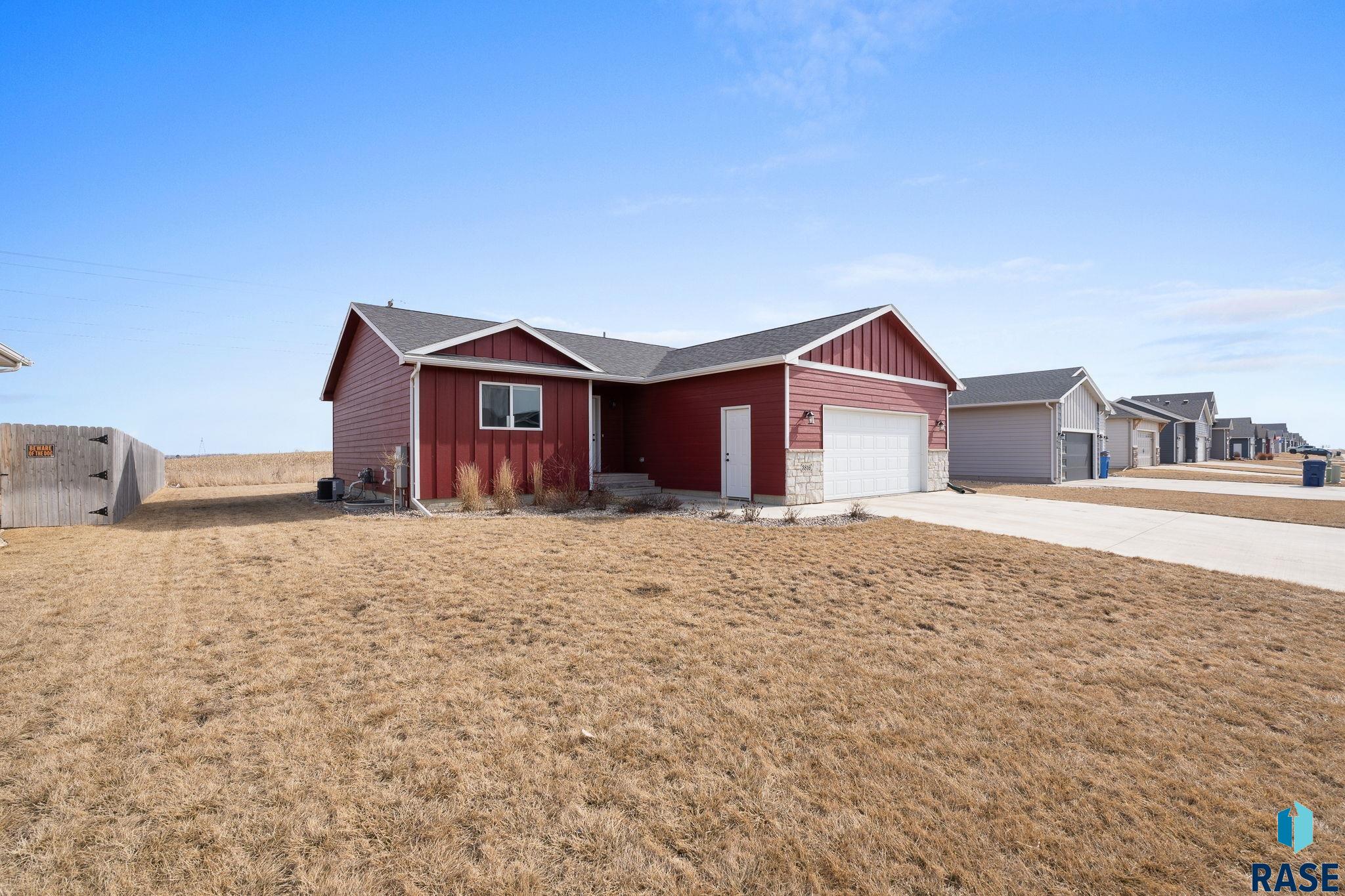 3816 S Pisidian Ave Avenue, Sioux Falls, South Dakota image 2