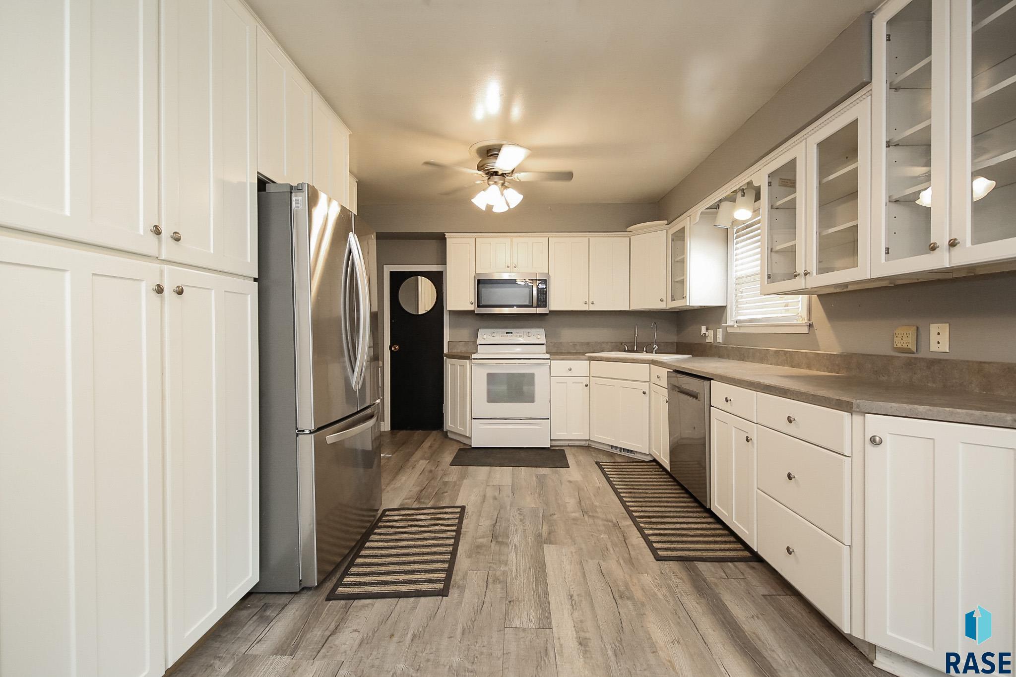 Tea, South Dakota 57064, United States, 4 Bedrooms Bedrooms, ,2 BathroomsBathrooms,Residential,Active,125104