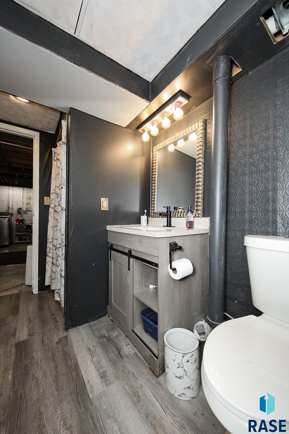 Tea, South Dakota 57064, United States, 4 Bedrooms Bedrooms, ,2 BathroomsBathrooms,Residential,Active,125104