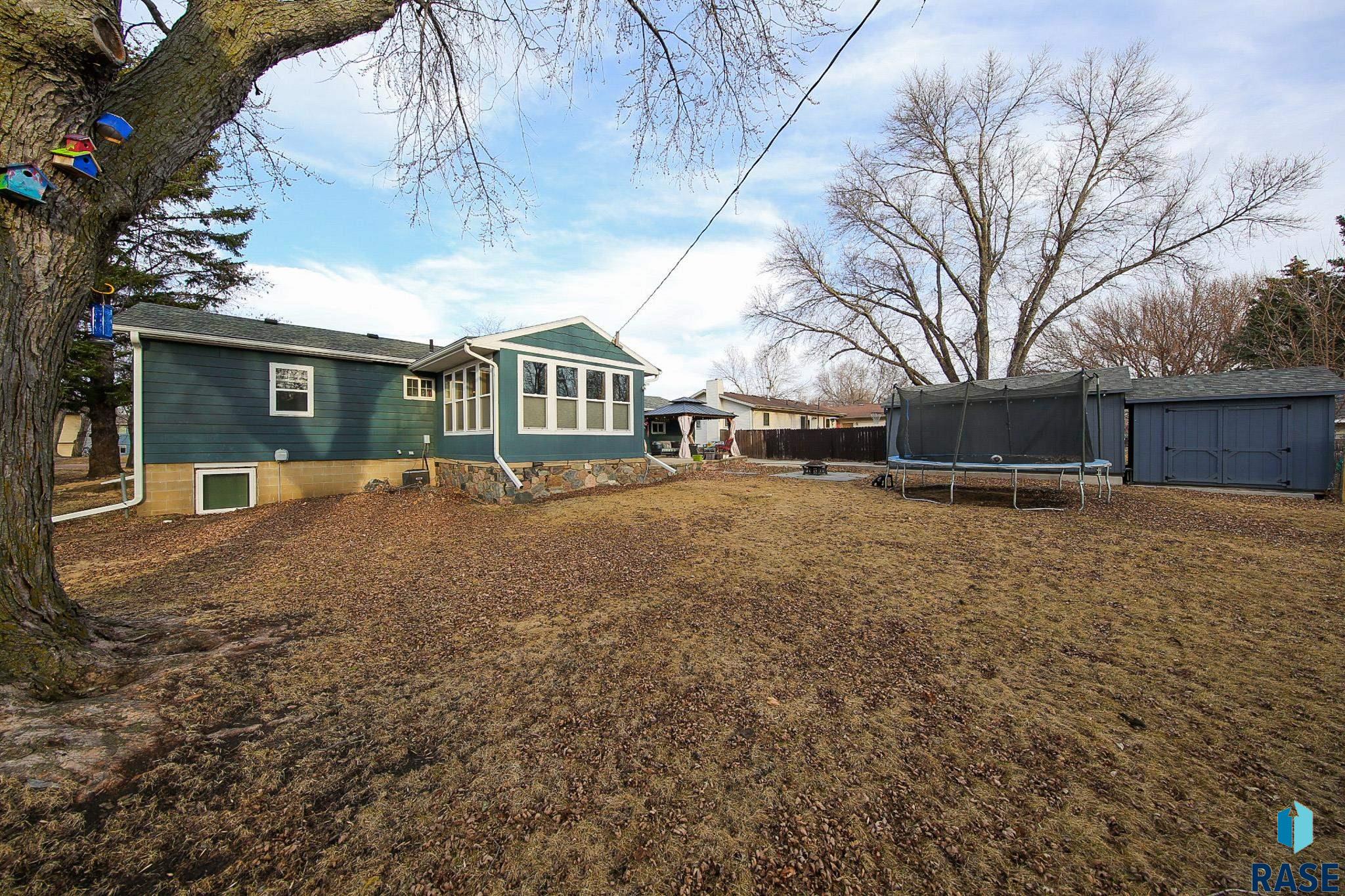 Tea, South Dakota 57064, United States, 4 Bedrooms Bedrooms, ,2 BathroomsBathrooms,Residential,Active,125104