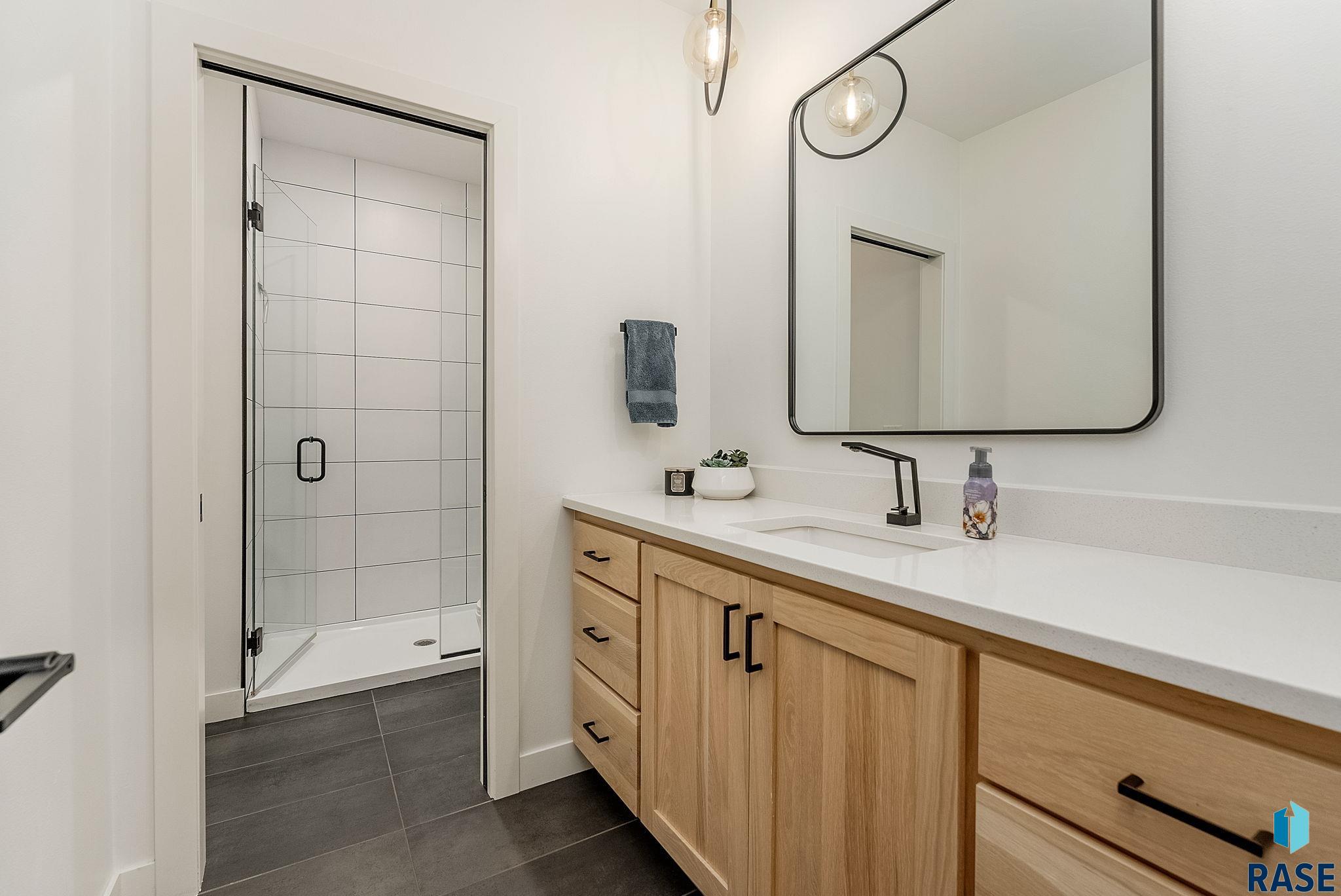 7332 E Twin Pines Ct Court, Sioux Falls, New Jersey image 34