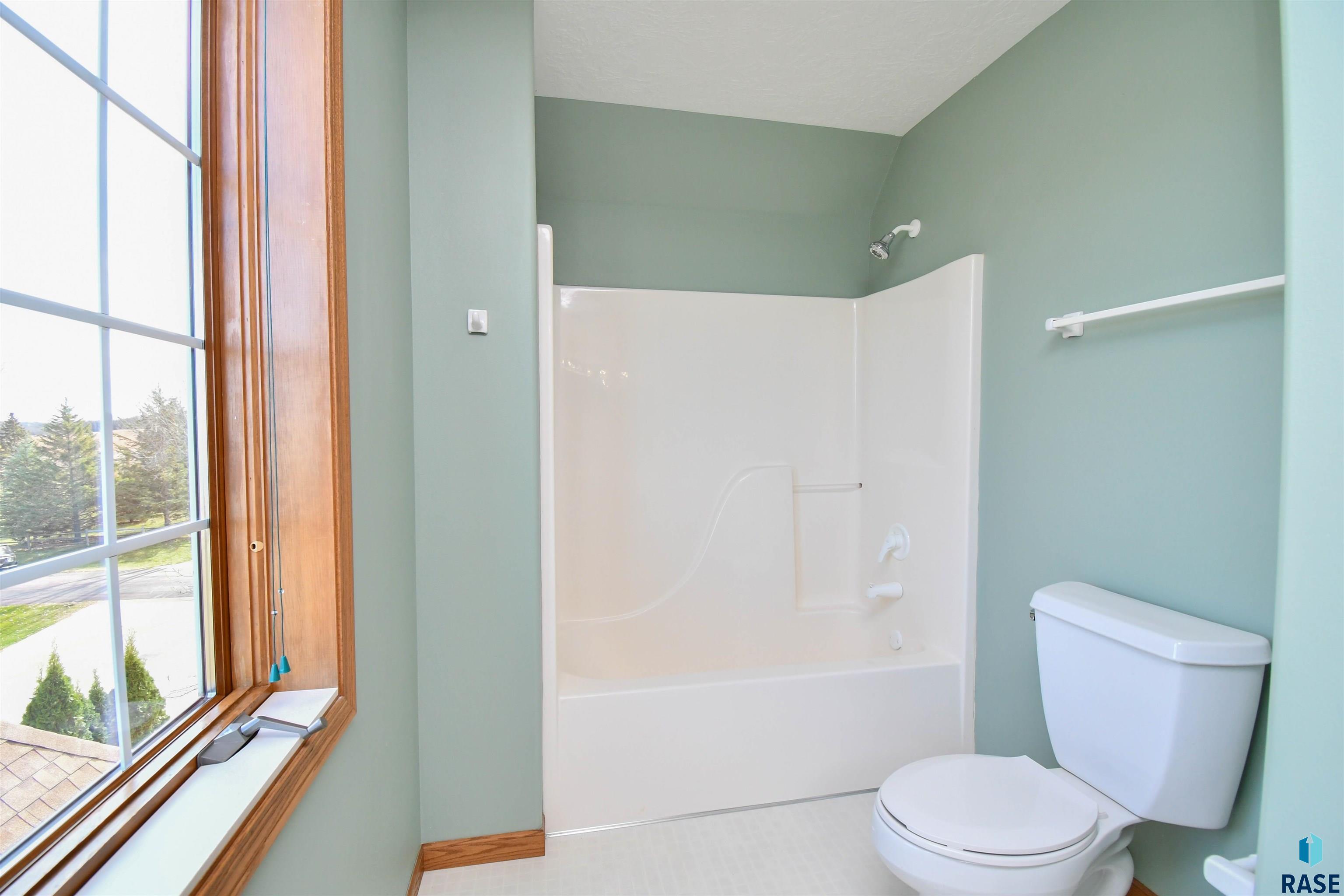 26918 Baker Park Pl Place, Sioux Falls, South Dakota image 48