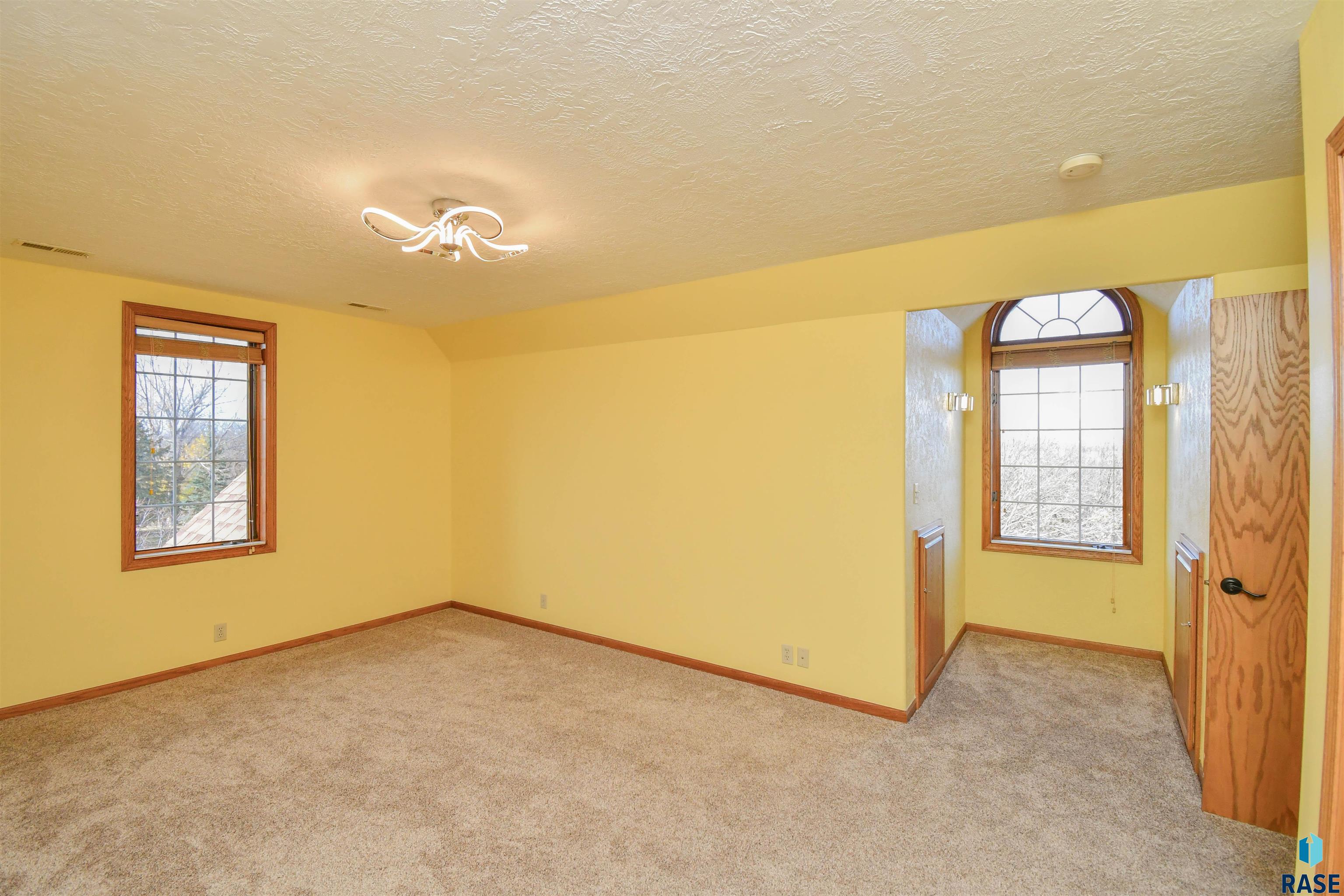 26918 Baker Park Pl Place, Sioux Falls, South Dakota image 46
