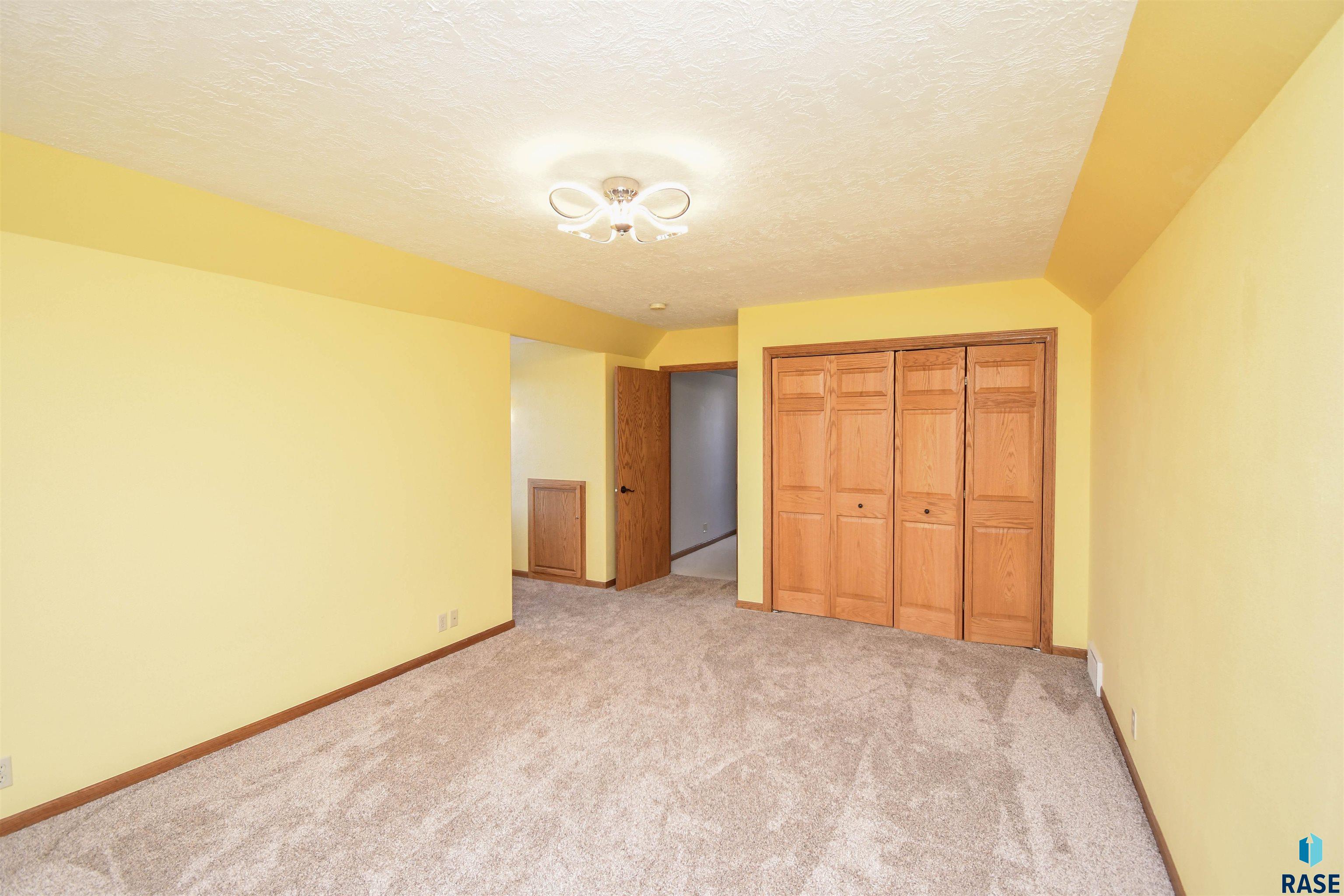 26918 Baker Park Pl Place, Sioux Falls, South Dakota image 47